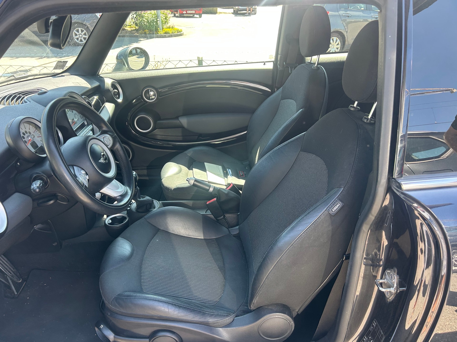 MINI Cooper S-image-5