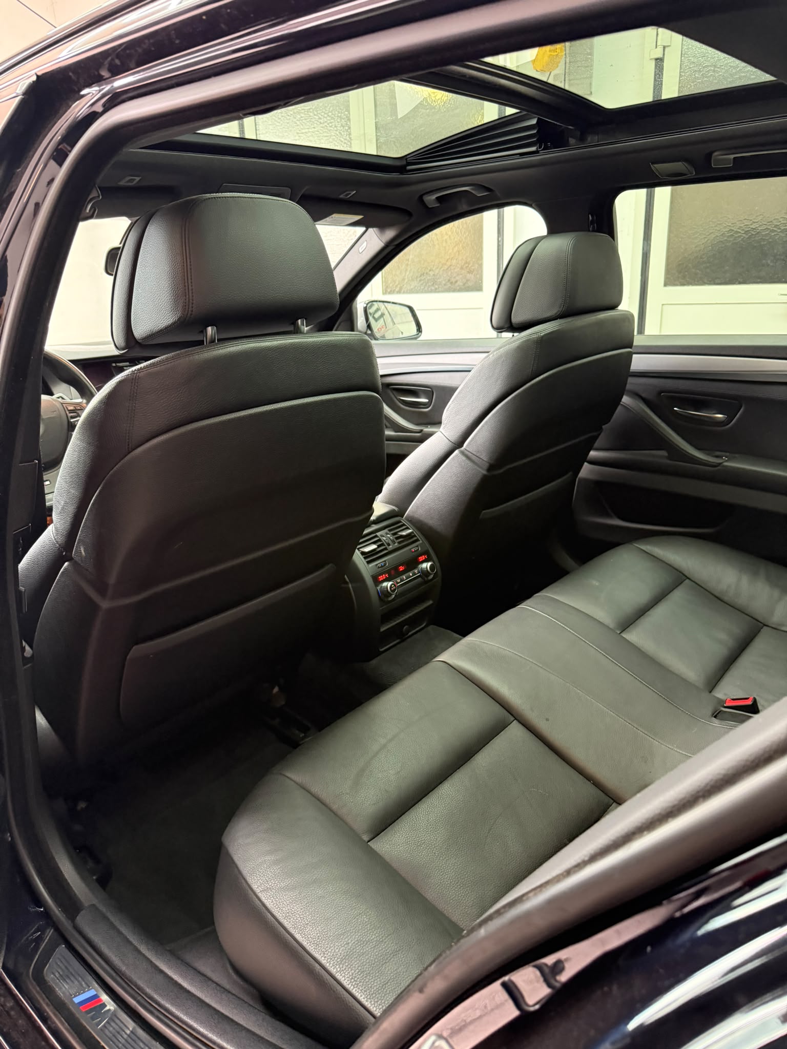 BMW M550d xDrive Touring Steptronic-image-7