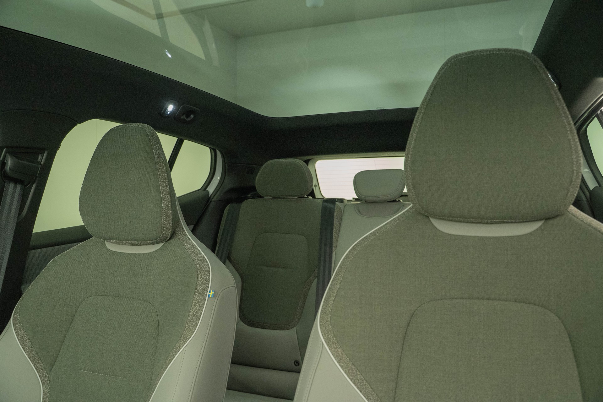 VOLVO EX30 E60 Twin Ultra Performance AWD-image-9