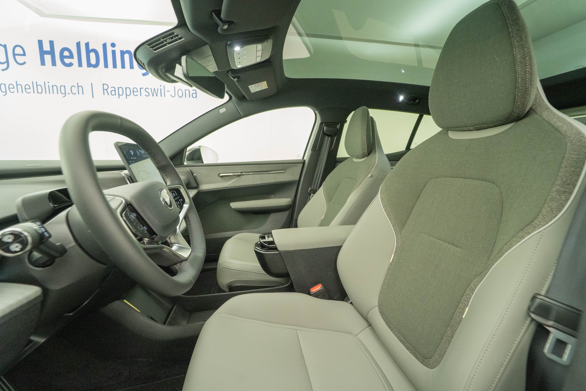 VOLVO EX30 E60 Twin Ultra Performance AWD-image-7