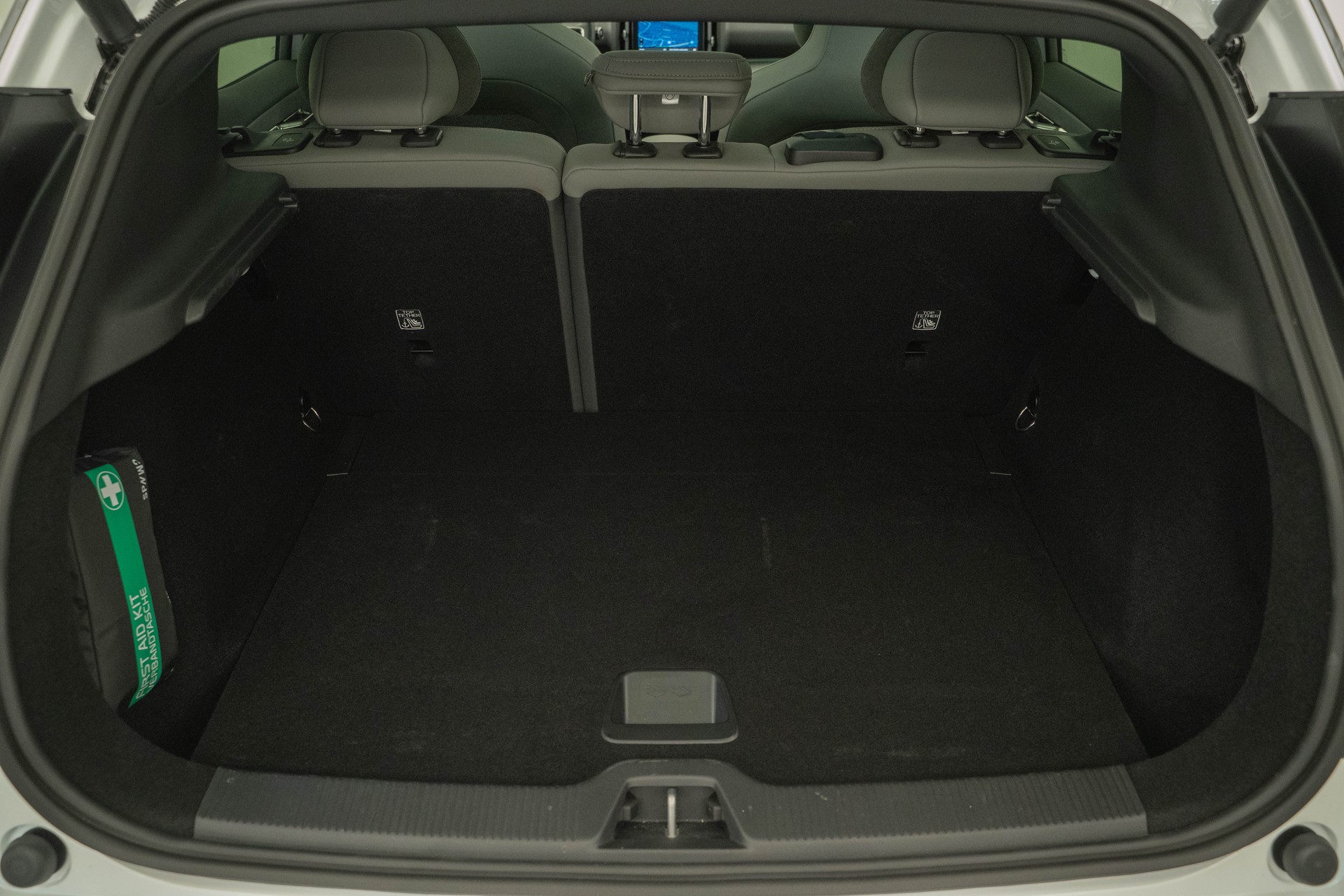 VOLVO EX30 E60 Twin Ultra Performance AWD-image-4