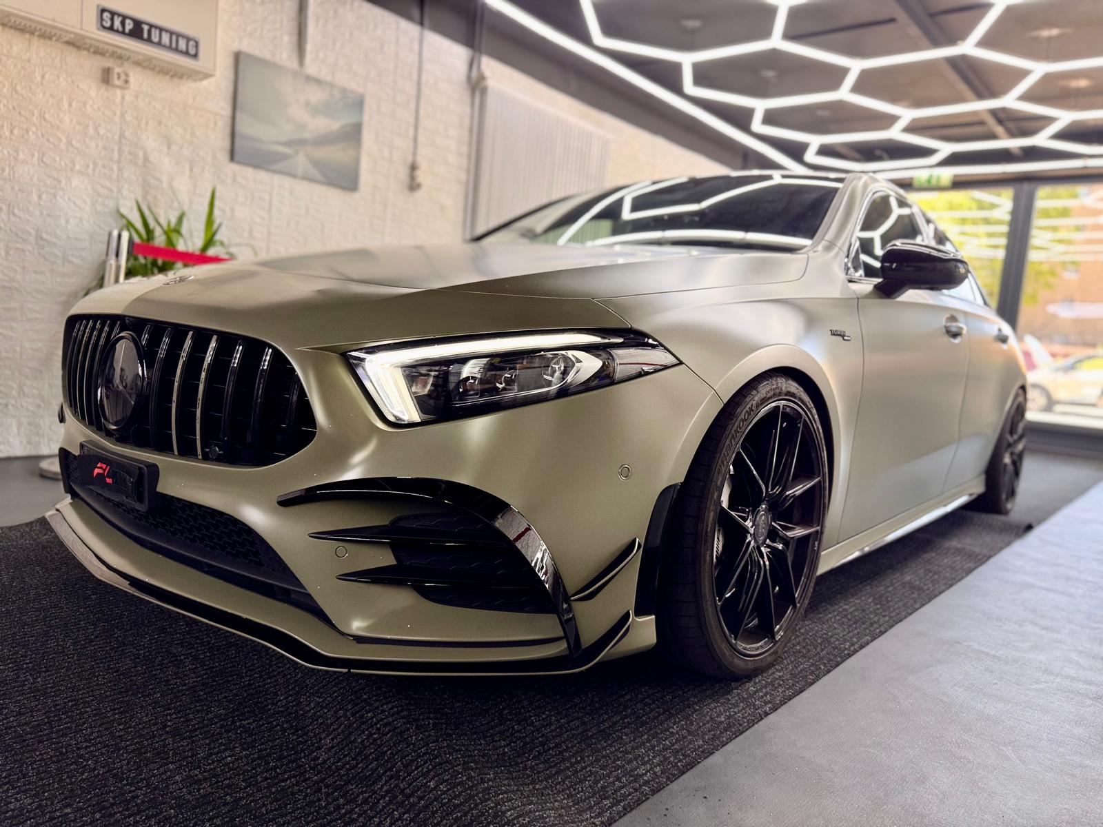 MERCEDES-BENZ A 35 AMG 4Matic Speedshift-image-5