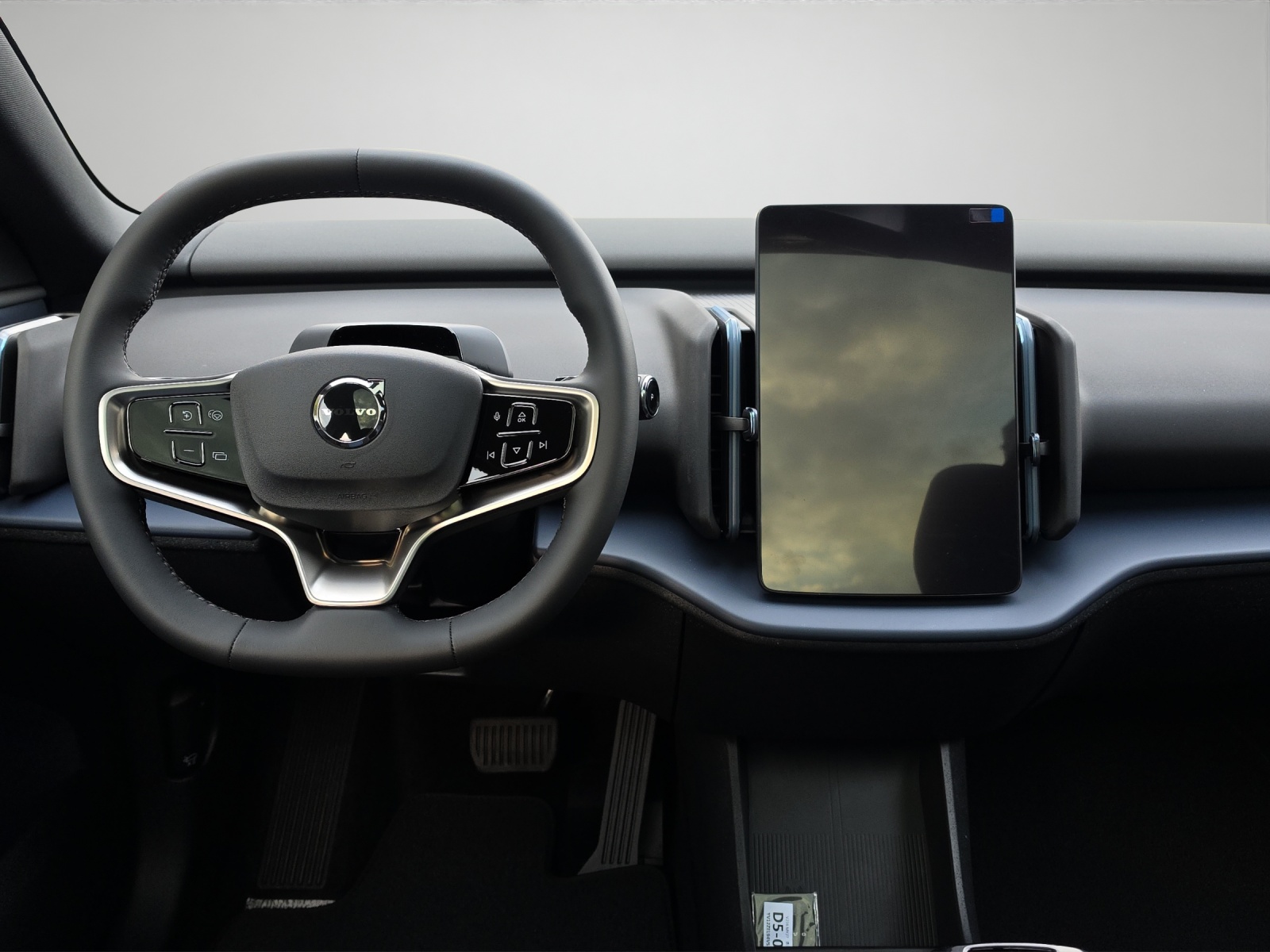 VOLVO EX30 P5 69 kWh Long Range Ultra-image-9