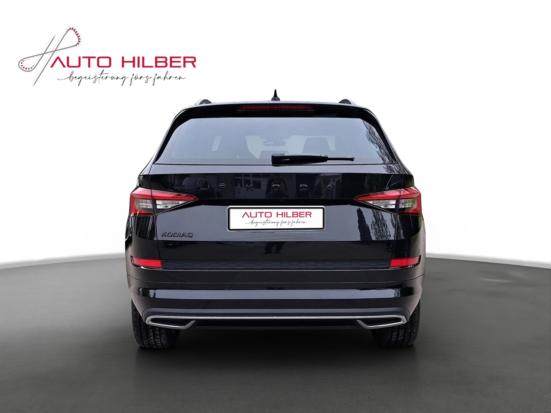 SKODA Kodiaq 2.0 TSI 4x4 Sport Line-image-4