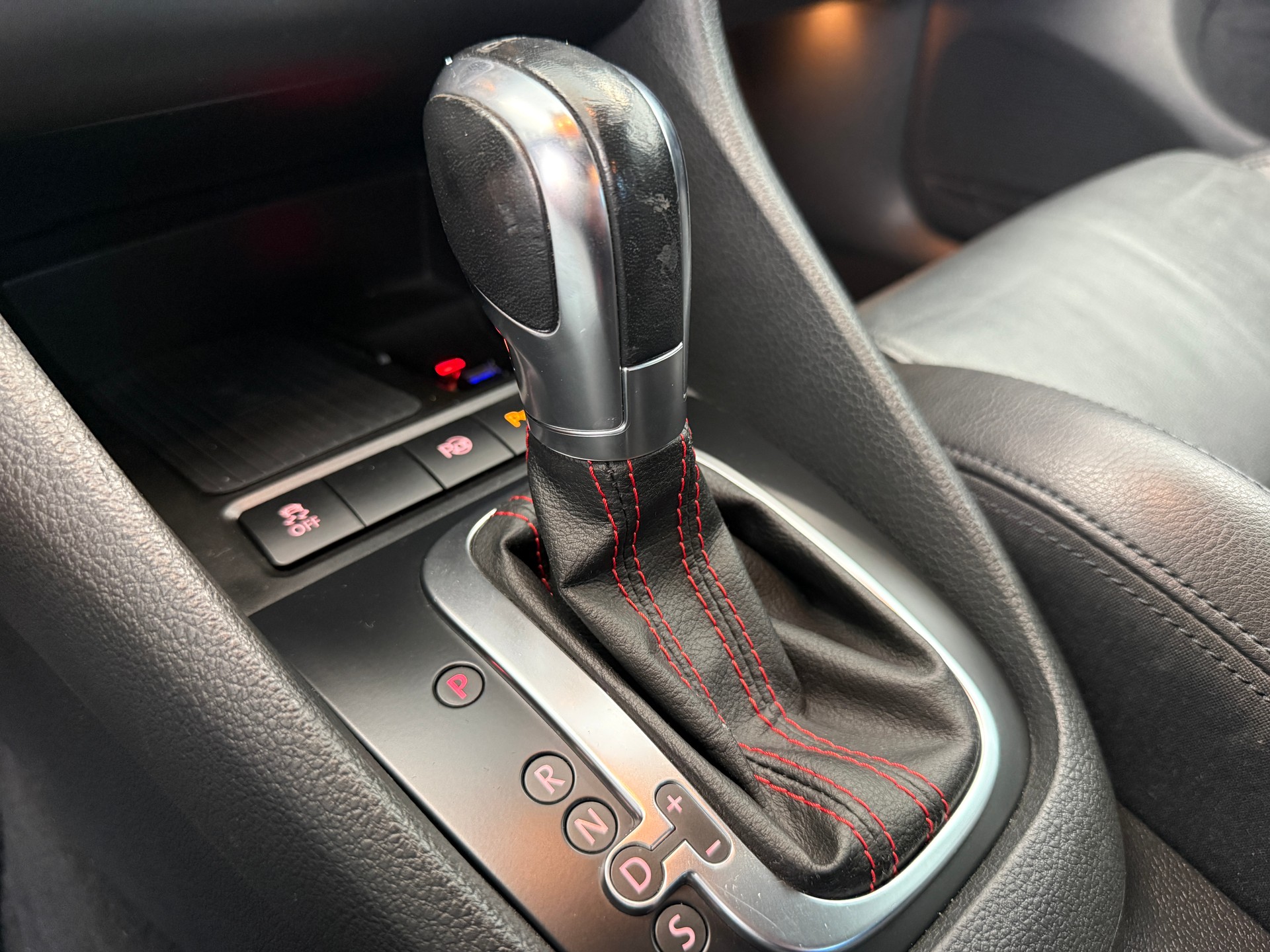 VW Golf 2.0 TSI GTI Team DSG Ab 190.- pro Monat-image-14