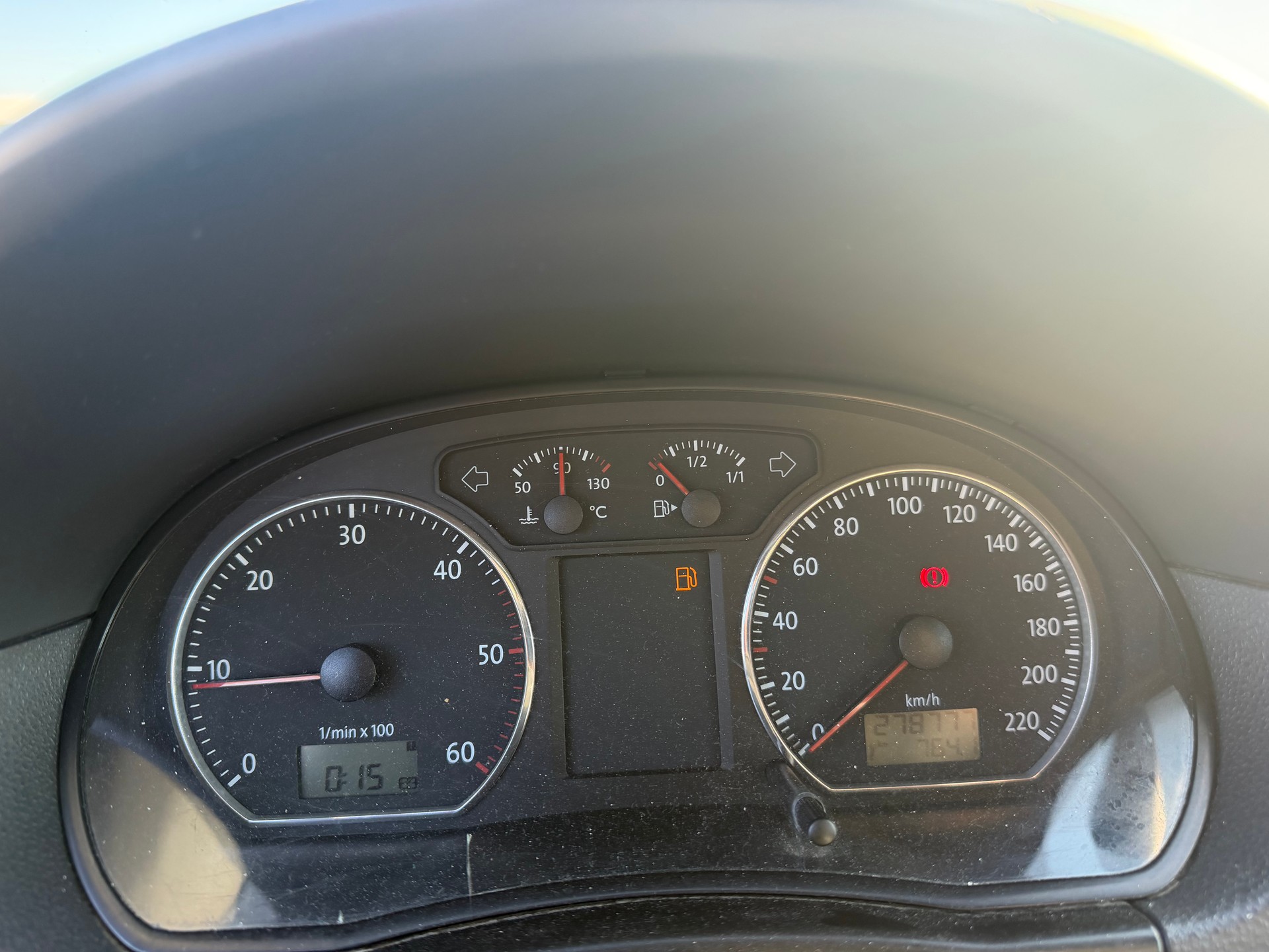 VW Polo 1.4 TDI Sportline-image-7