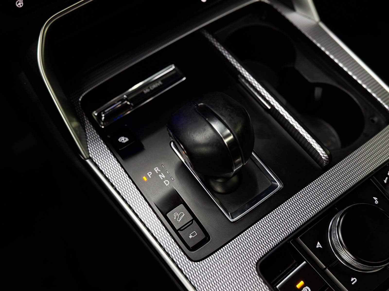 MAZDA CX-60 e-Skyactiv PHEV 327 AWD Exclusive-Line-image-13