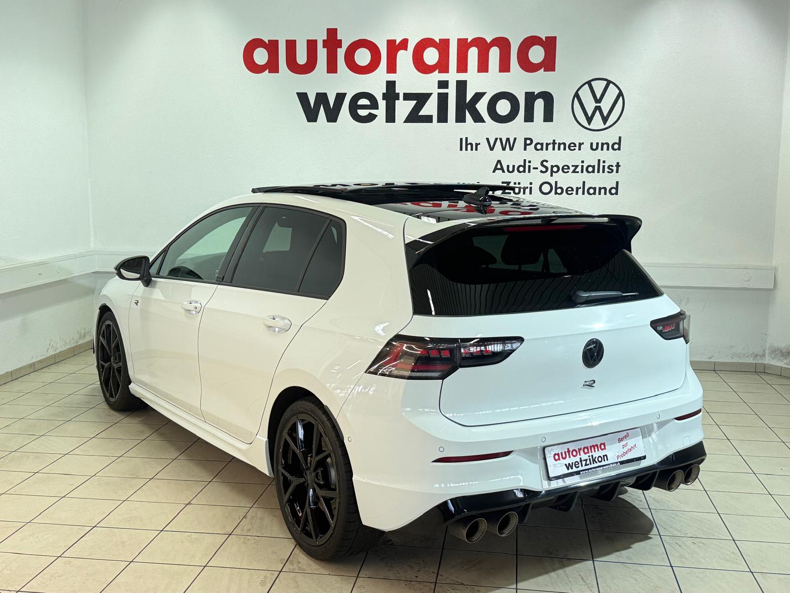 VW Golf 2.0 TSI R Black Edition DSG 4 Motion-image-2