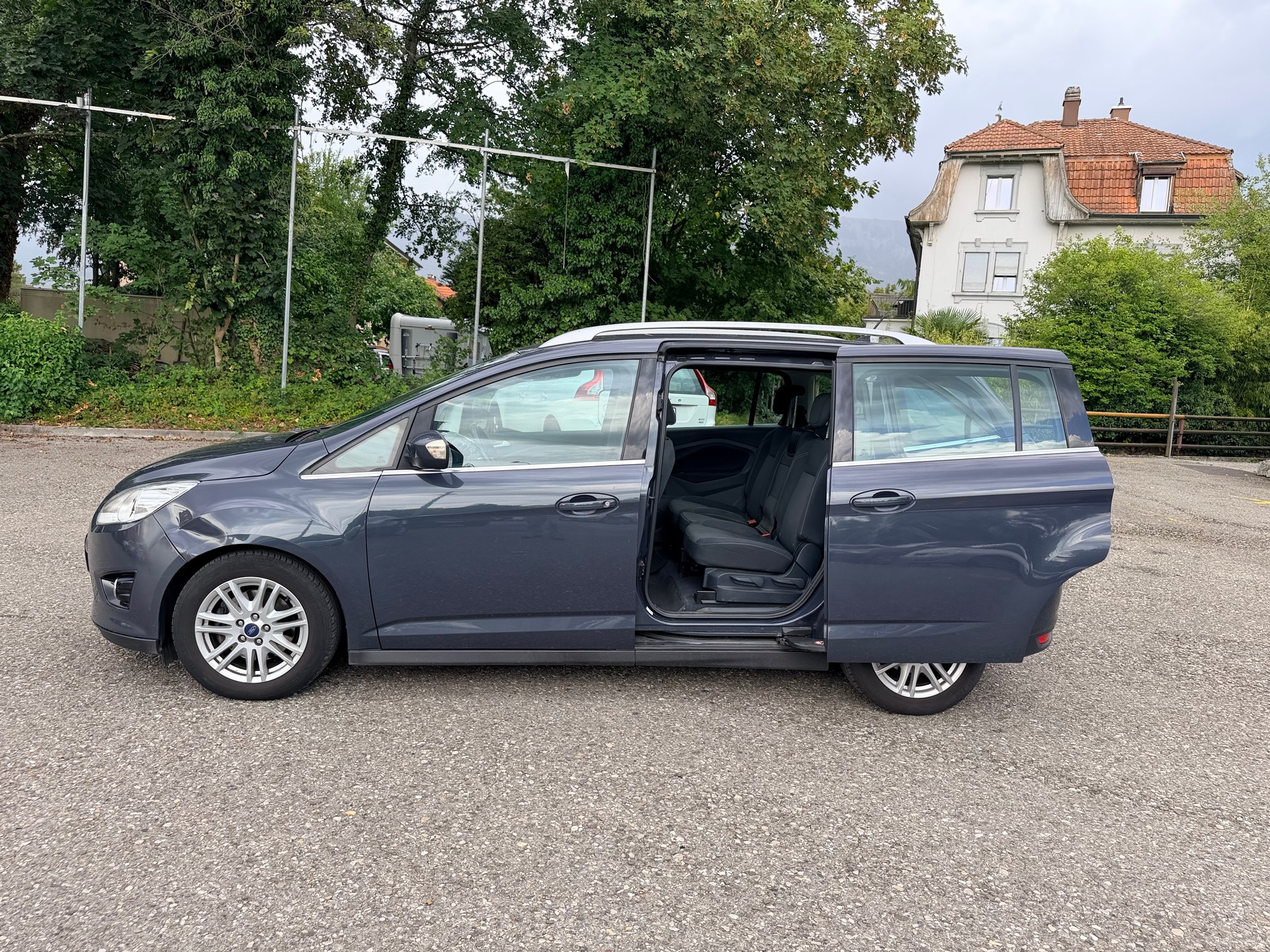 FORD Grand C-Max 1.6 SCTi Carving 7 Plätze-image-8
