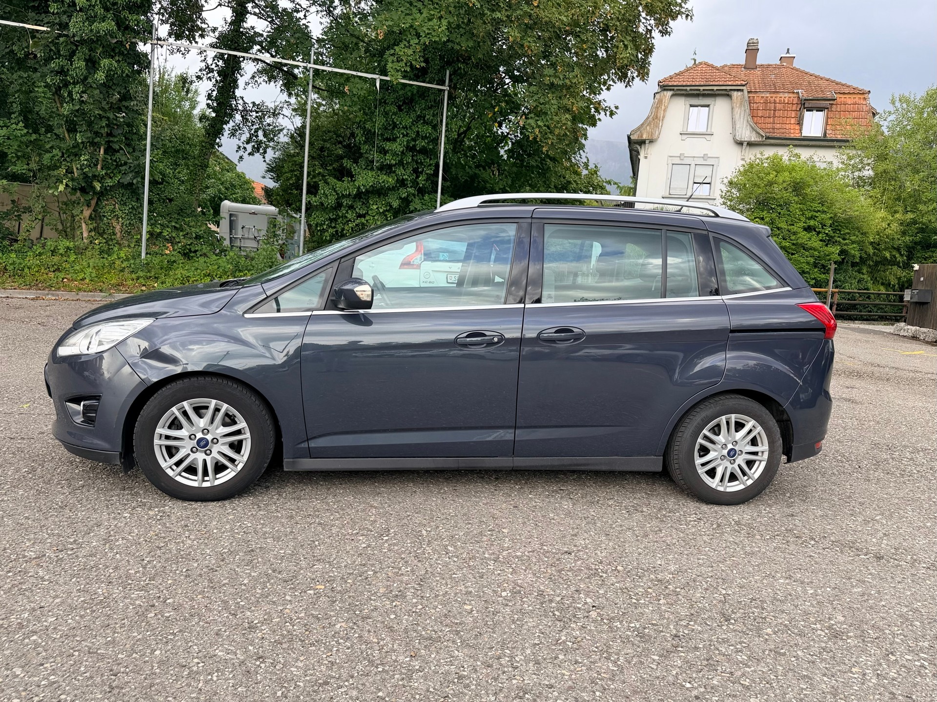 FORD Grand C-Max 1.6 SCTi Carving 7 Plätze-showroom-element-2