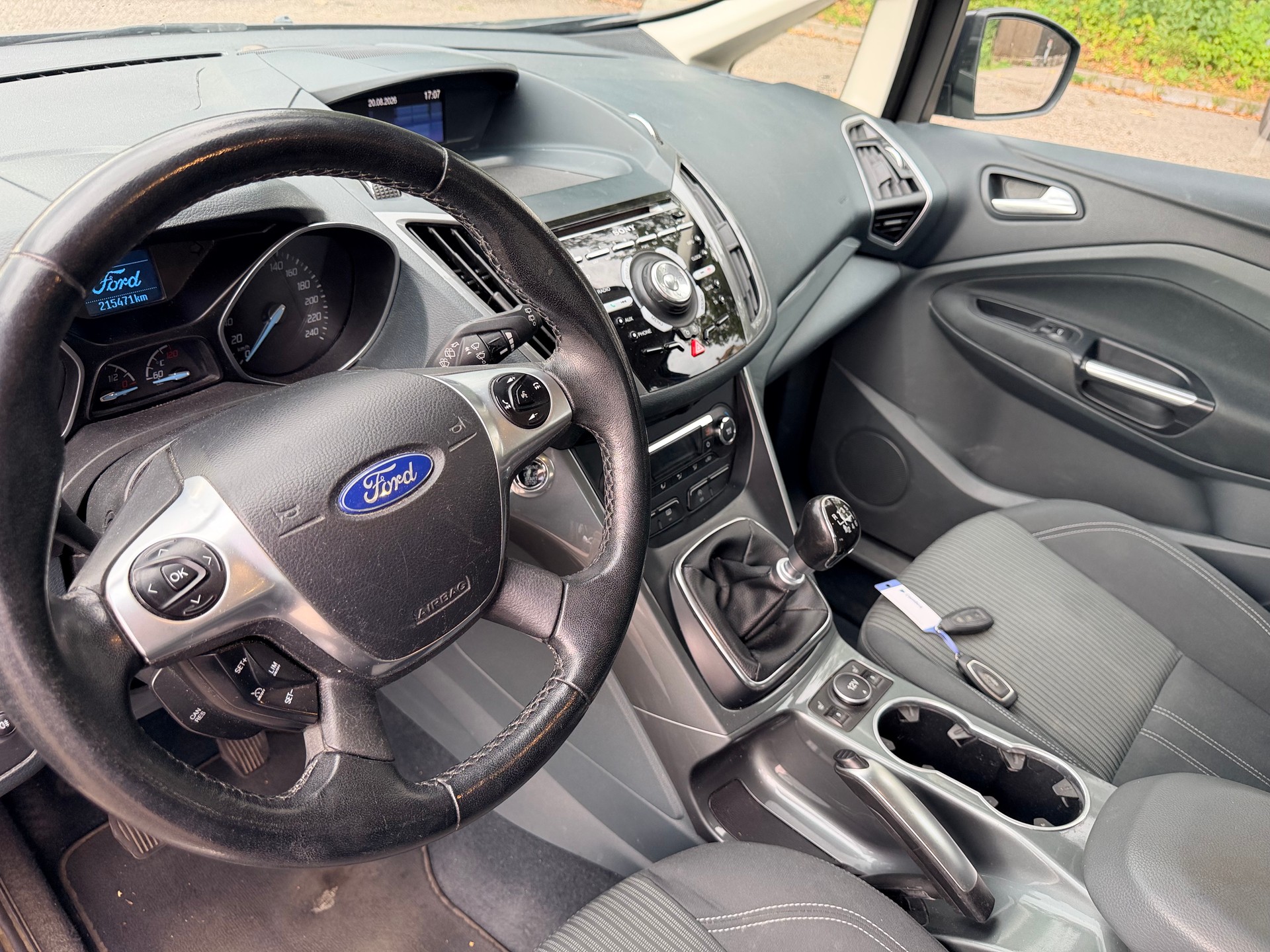FORD Grand C-Max 1.6 SCTi Carving 7 Plätze-image-15