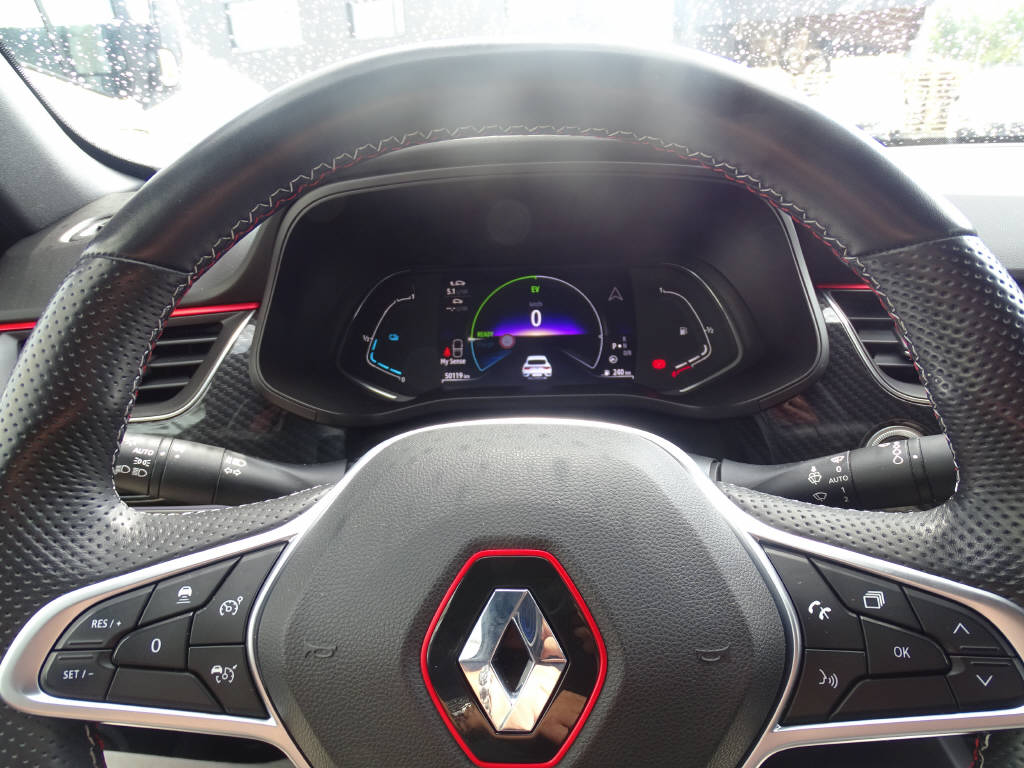 RENAULT Arkana 1.6 E-Tech R.S. Line-image-8