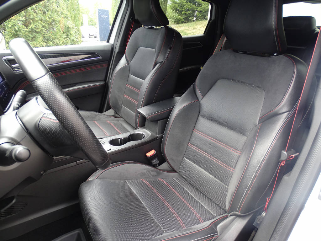 RENAULT Arkana 1.6 E-Tech R.S. Line-image-4