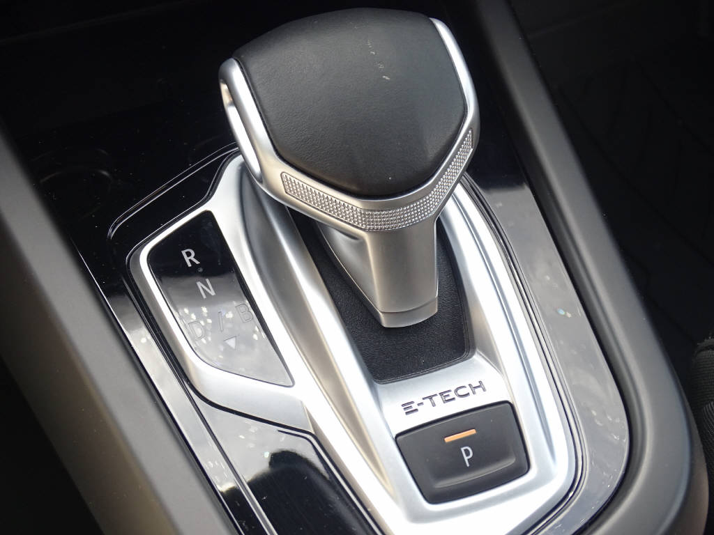 RENAULT Arkana 1.6 E-Tech R.S. Line-image-15