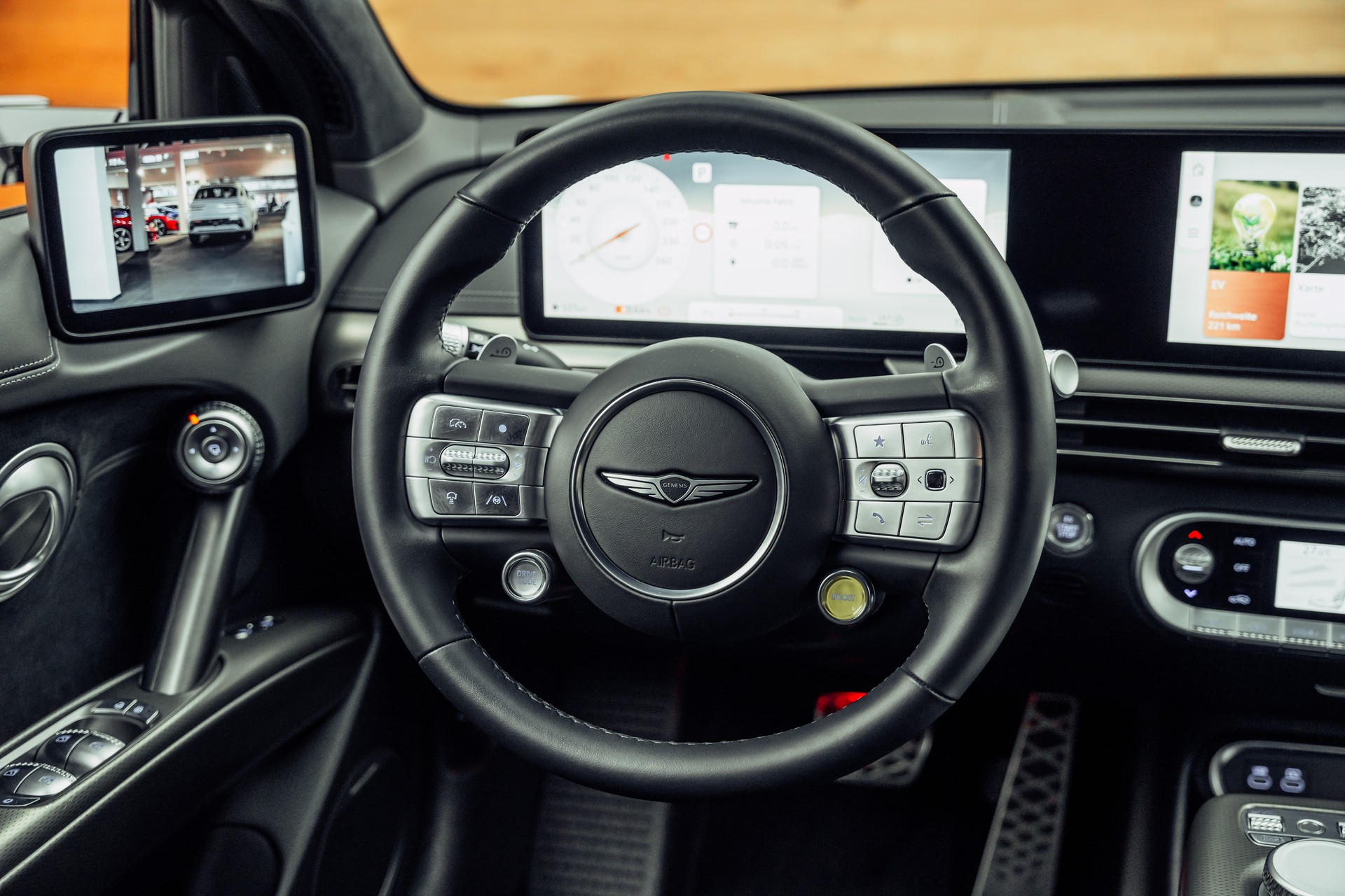 GENESIS GV60 77.4 kWh Sport Plus AWD-image-17