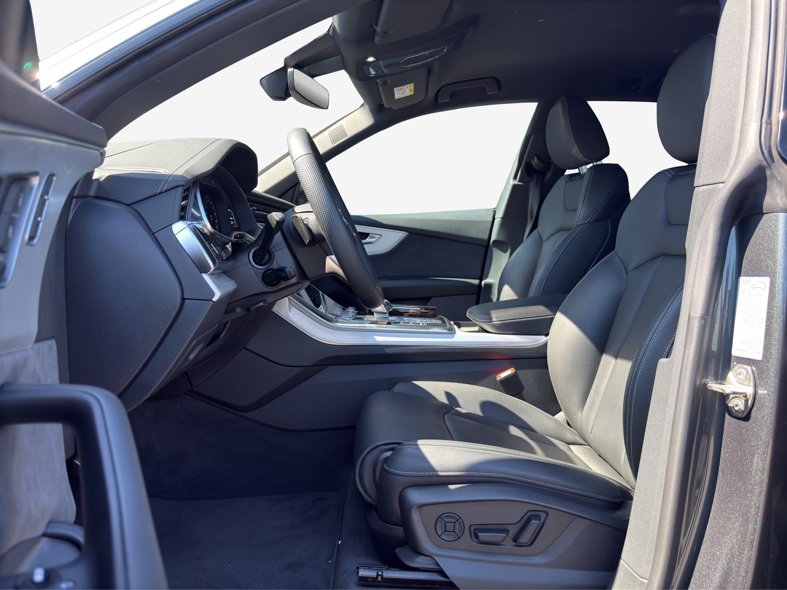 AUDI Q8 SUV TDI quattro 210 kW tiptronic-image-7