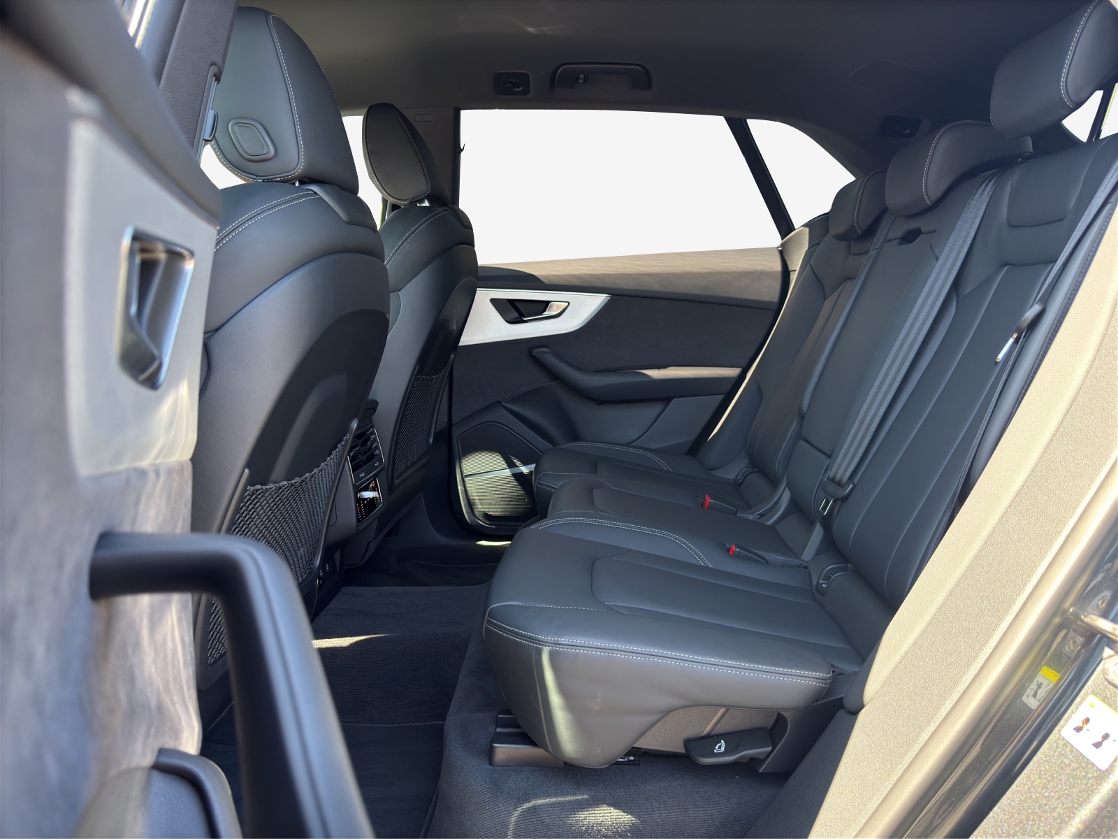AUDI Q8 SUV TDI quattro 210 kW tiptronic-image-11