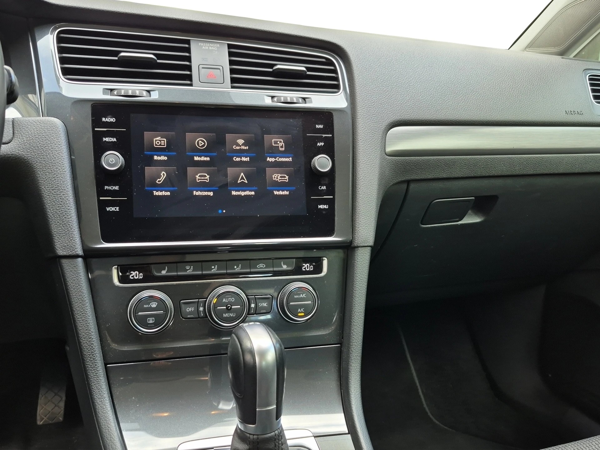 VW Golf 1.5 TSI EVO Comfortline DSG *Carplay*-image-9