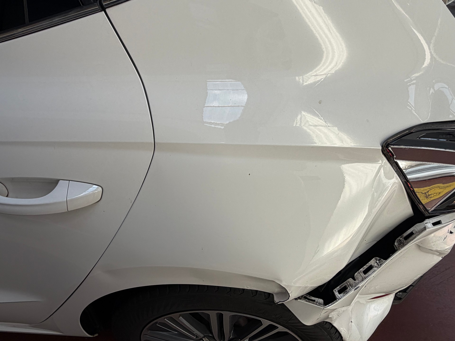 SEAT Ibiza 1.0 EcoTSI Xcellence-image-3
