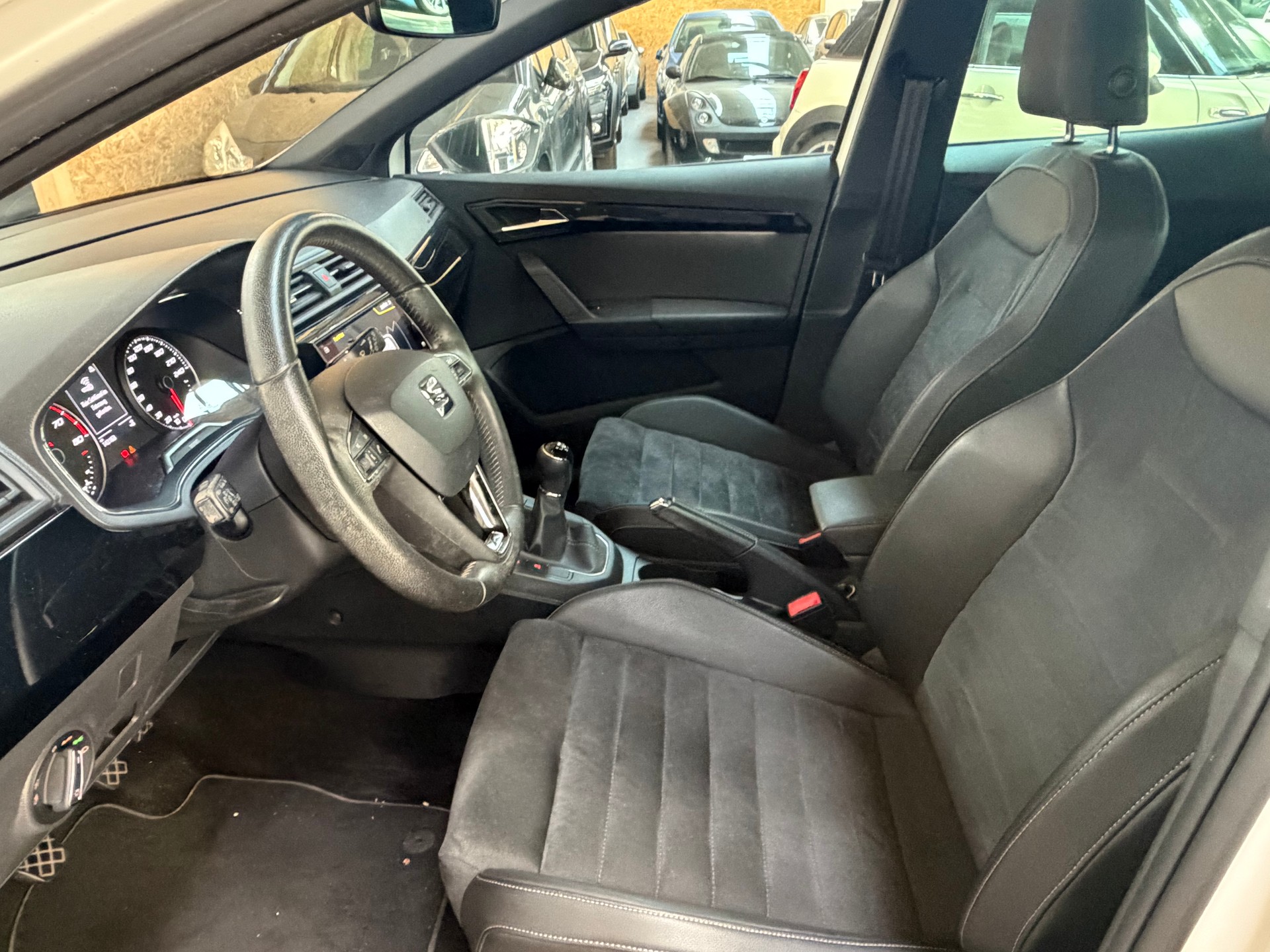 SEAT Ibiza 1.0 EcoTSI Xcellence-image-14