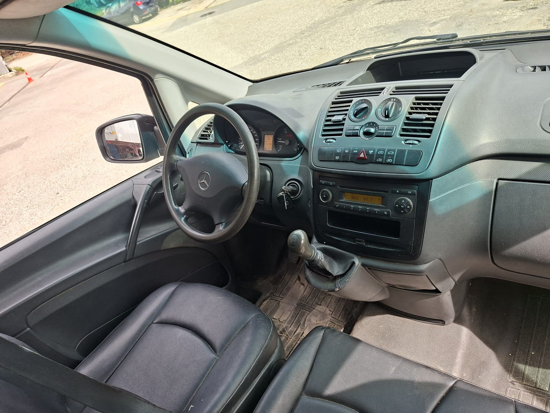 MERCEDES-BENZ Vito 113 CDI Mixto L-image-2