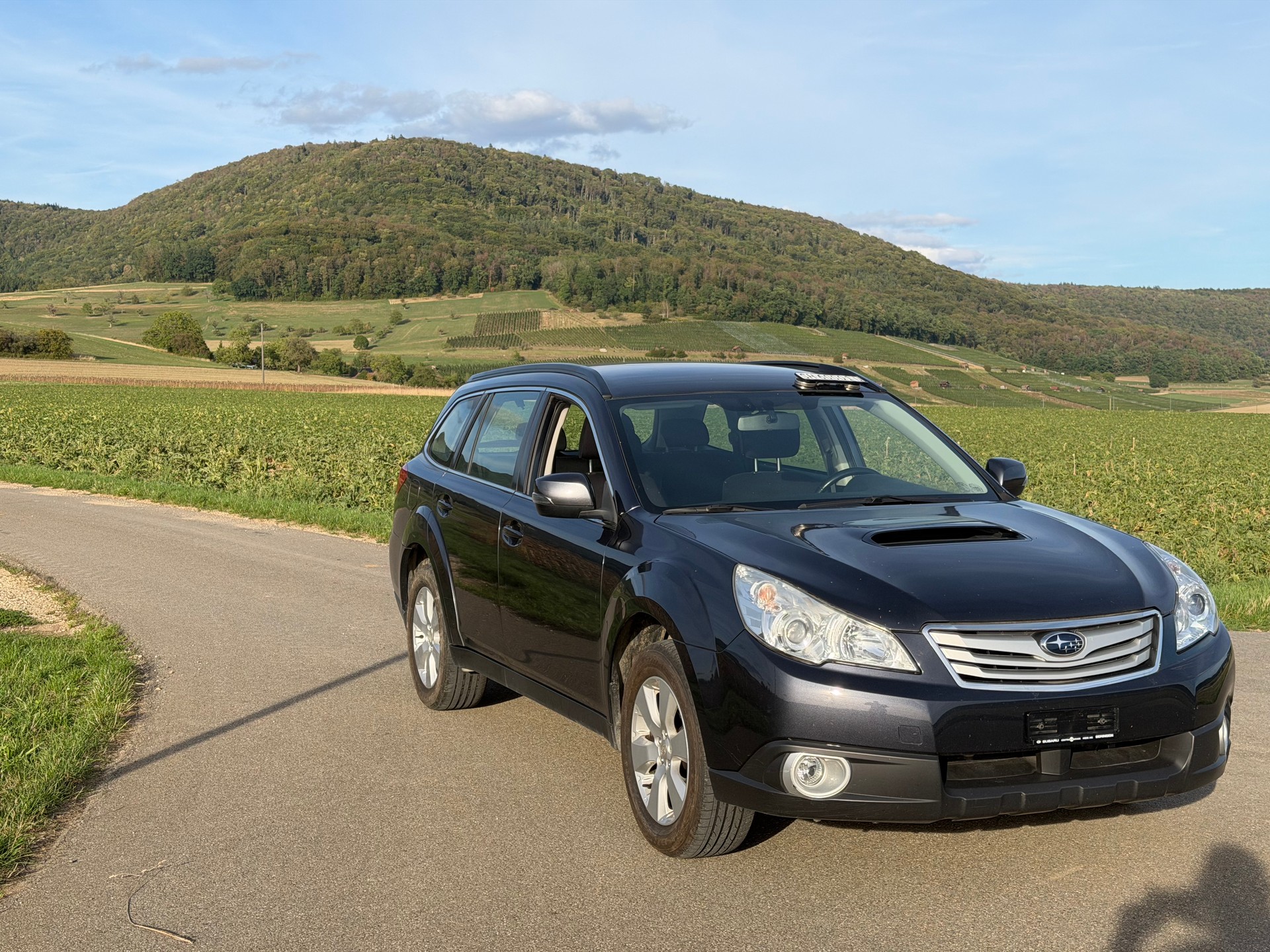 SUBARU Outback 2.0D Swiss AWD-image-2