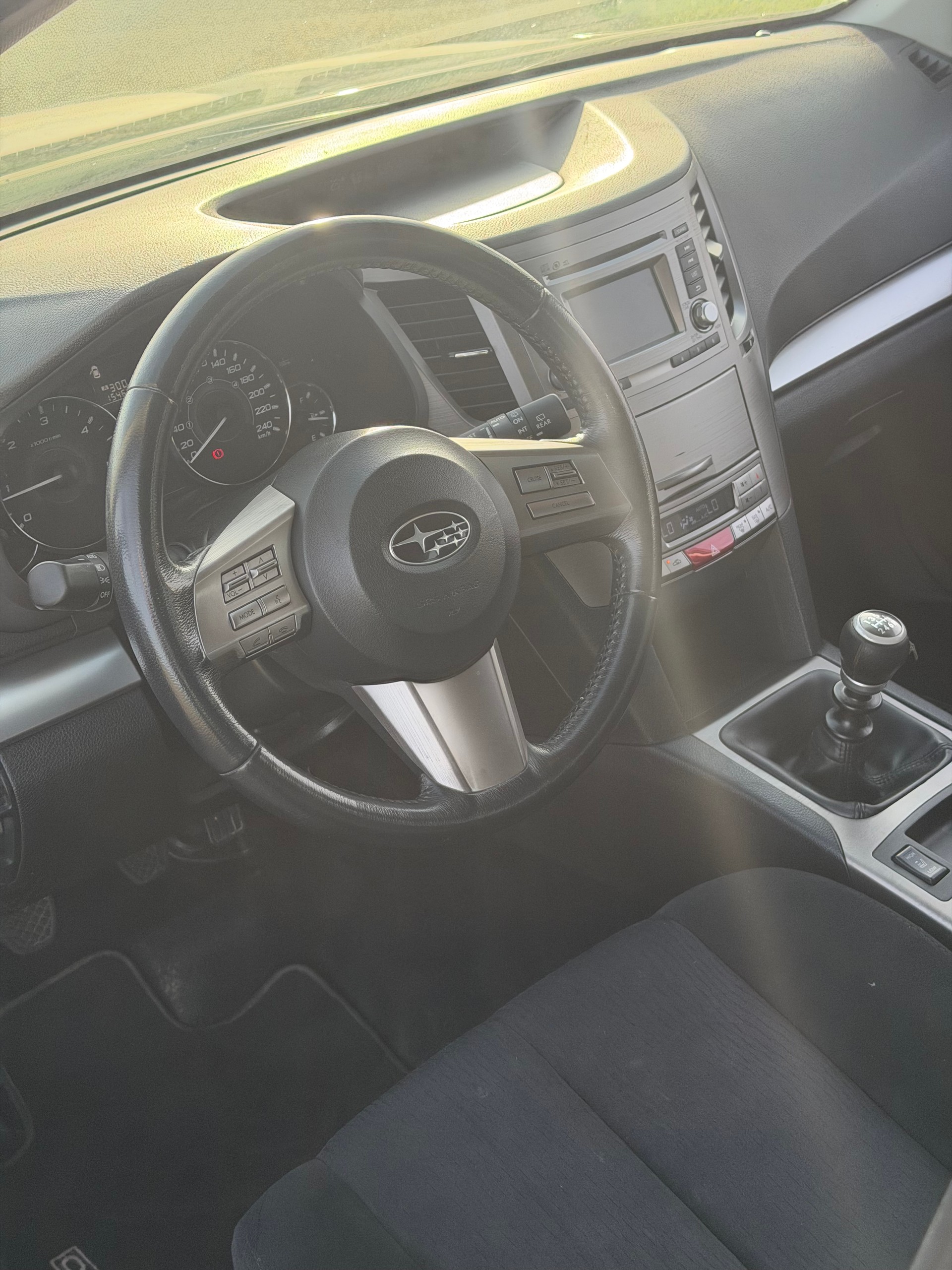 SUBARU Outback 2.0D Swiss AWD-image-10