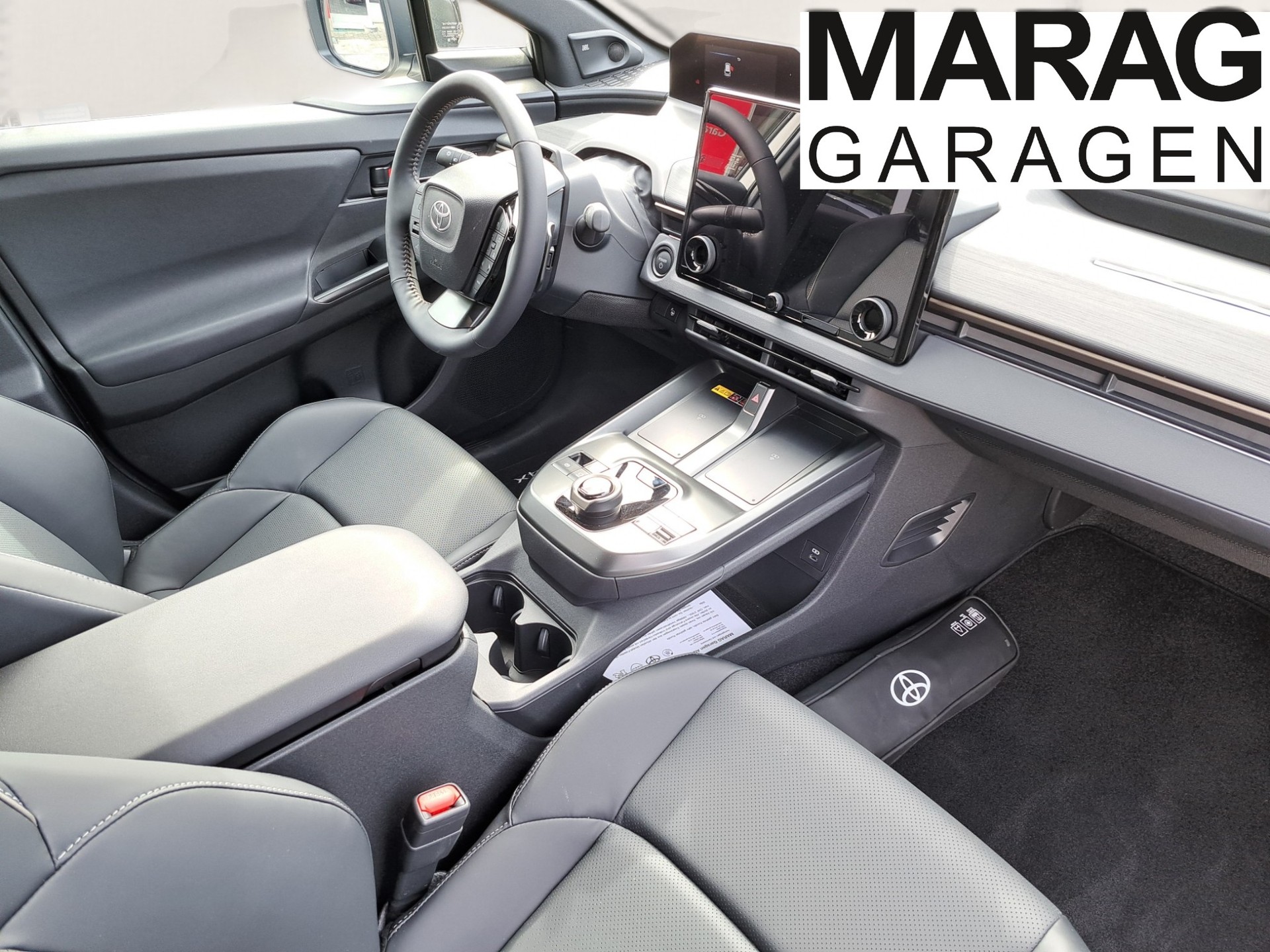 TOYOTA bZ4X Touring Premium 74.7 kWh AWD-image-4