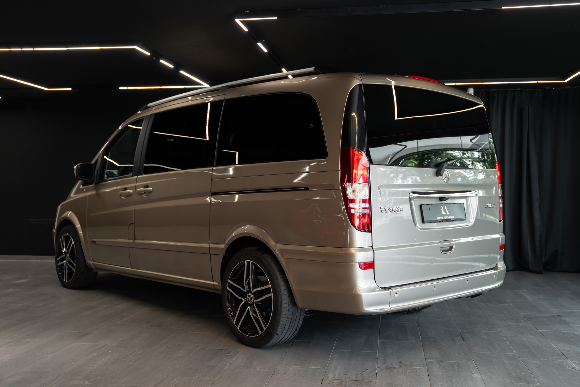 MERCEDES-BENZ Viano 2.2 CDI Blue Efficiency Ambiente EL A-image-6