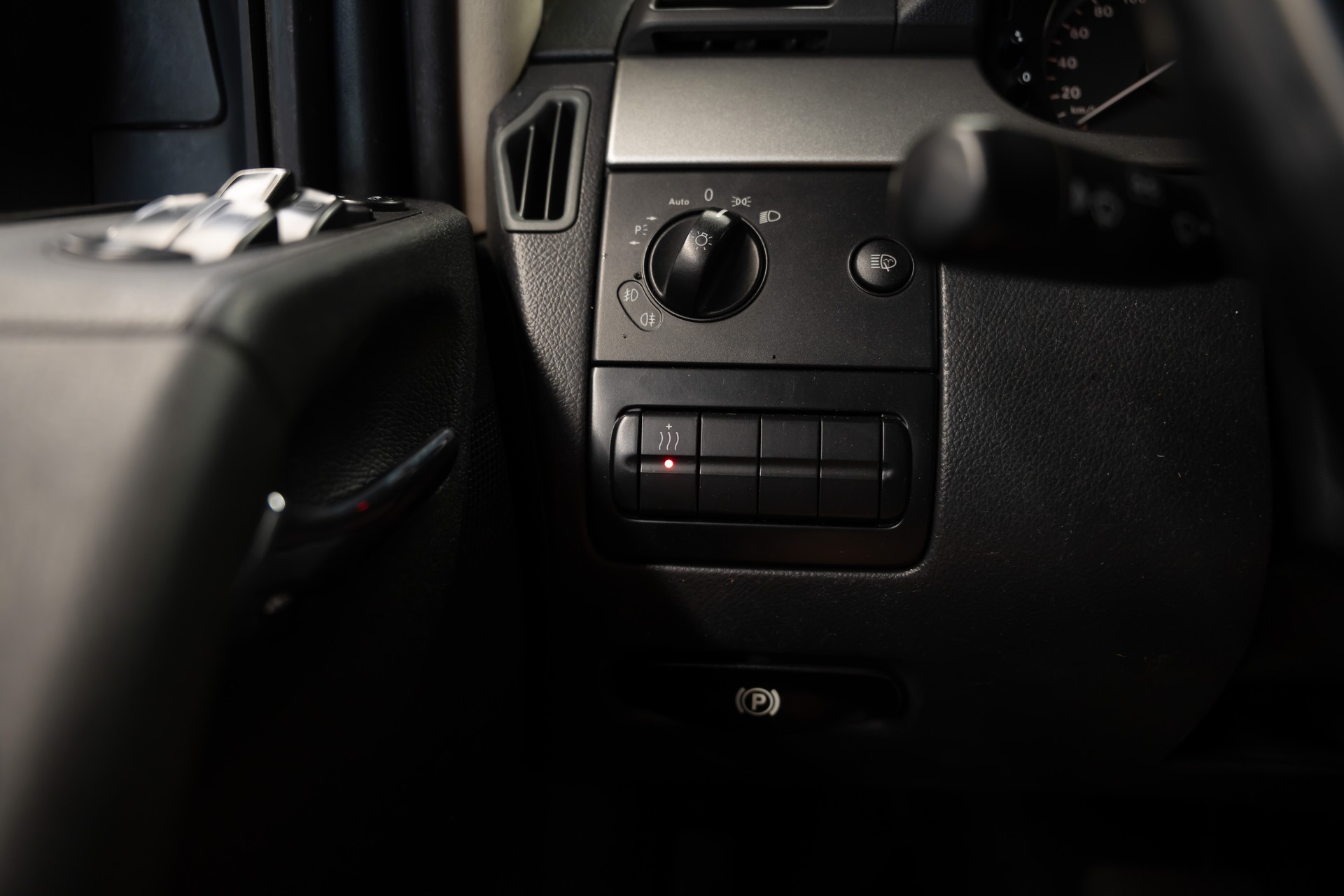 MERCEDES-BENZ Viano 2.2 CDI Blue Efficiency Ambiente EL A-image-14