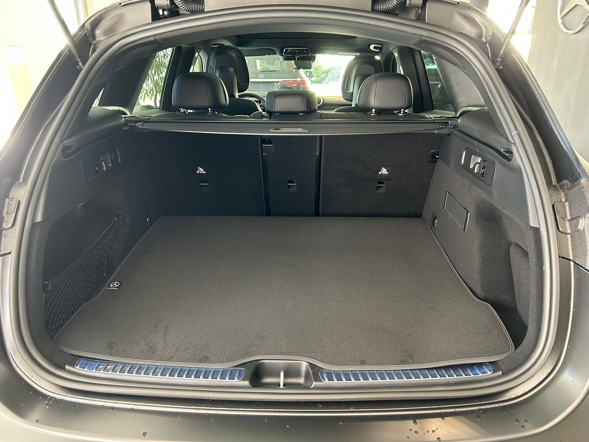 MERCEDES-BENZ GLC 53 AMG 4Matic+ 9G-Tronic-image-24