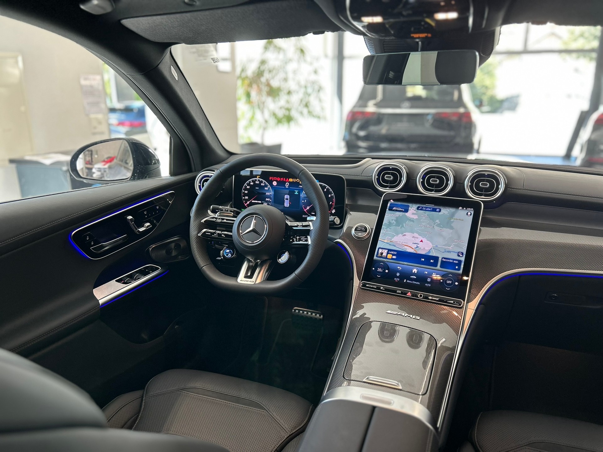 MERCEDES-BENZ GLC 53 AMG 4Matic+ 9G-Tronic-image-11