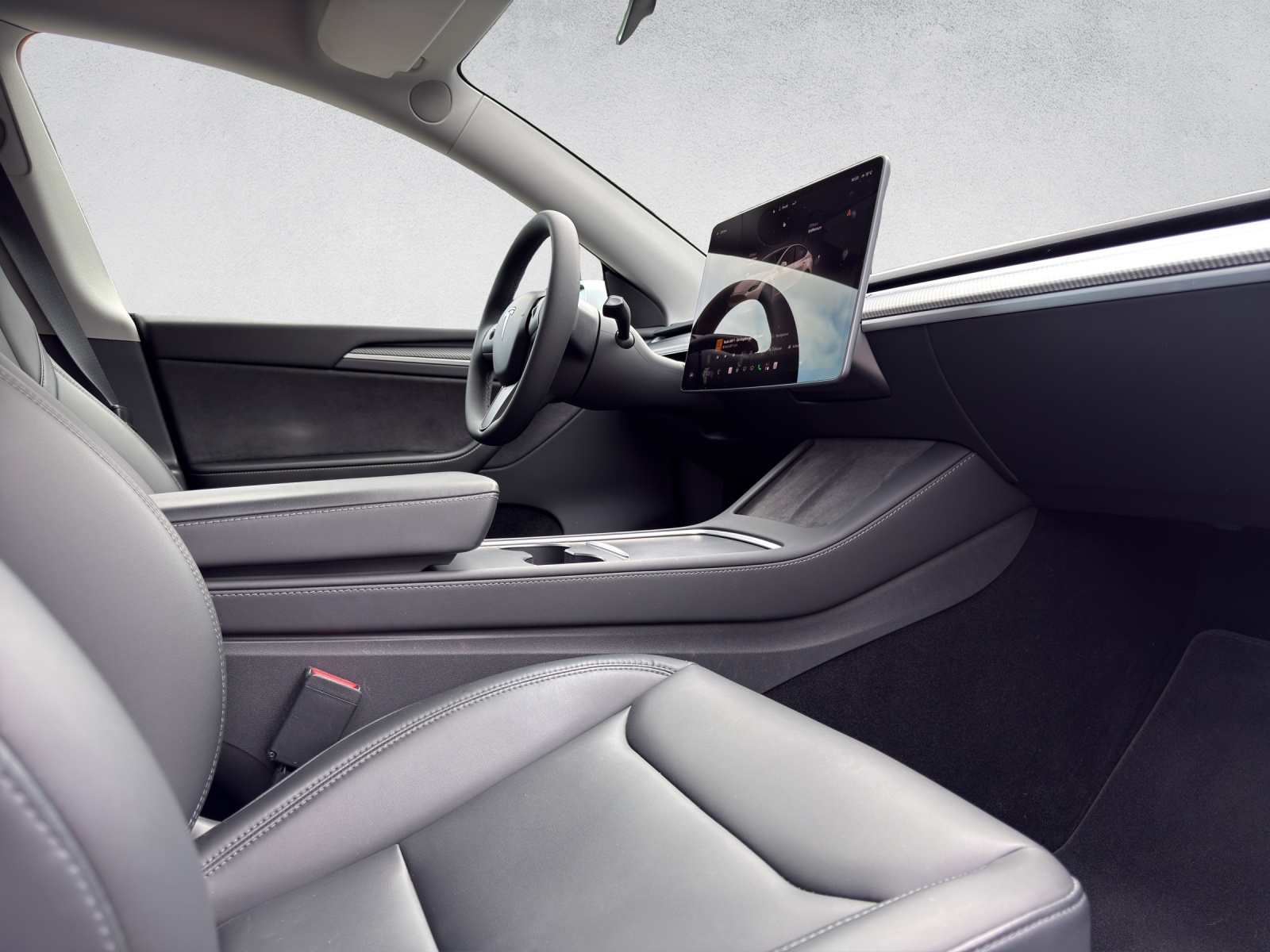 TESLA MODEL Y-image-14