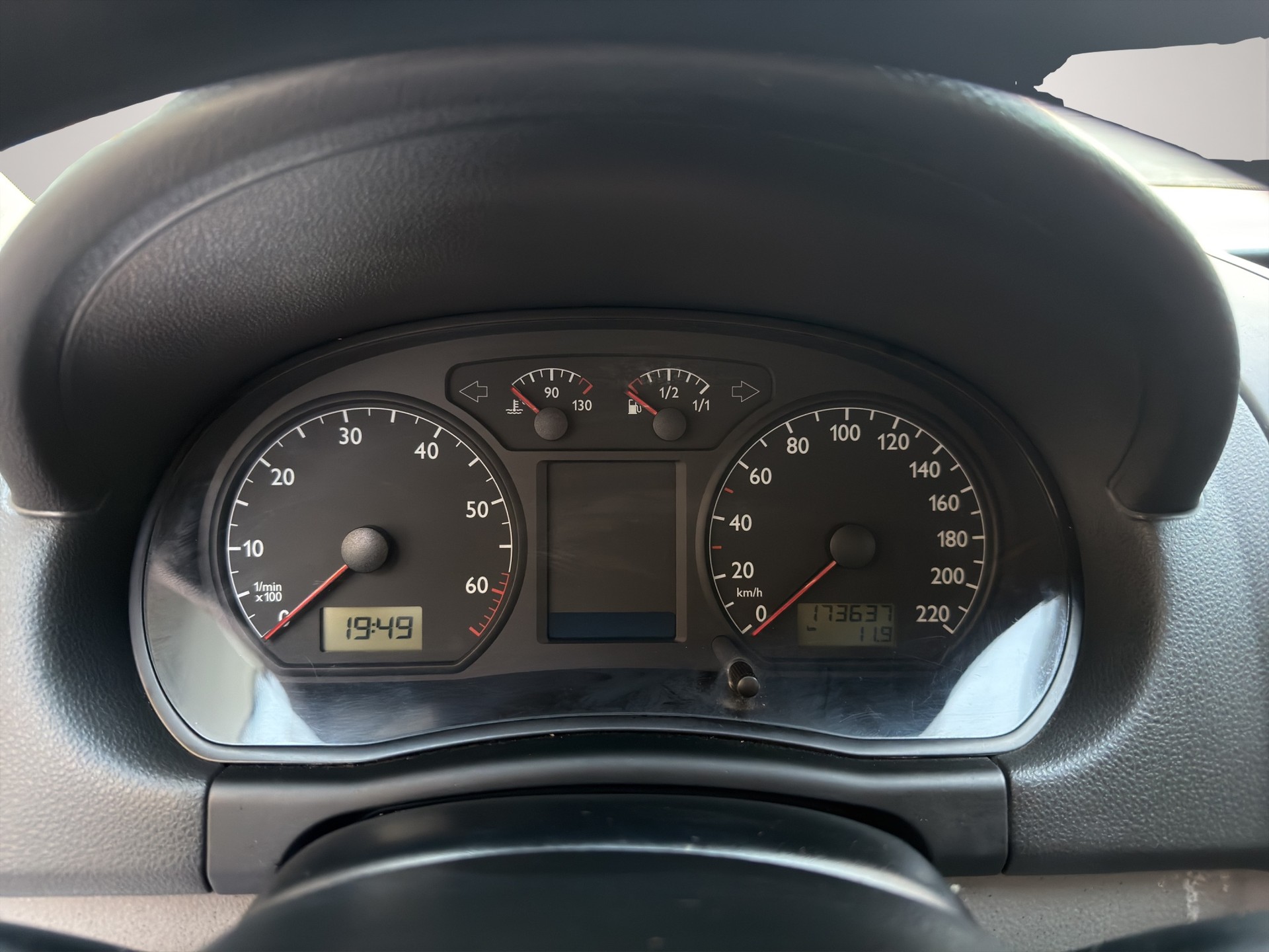 VW Polo 1.4 16V Highline-image-10