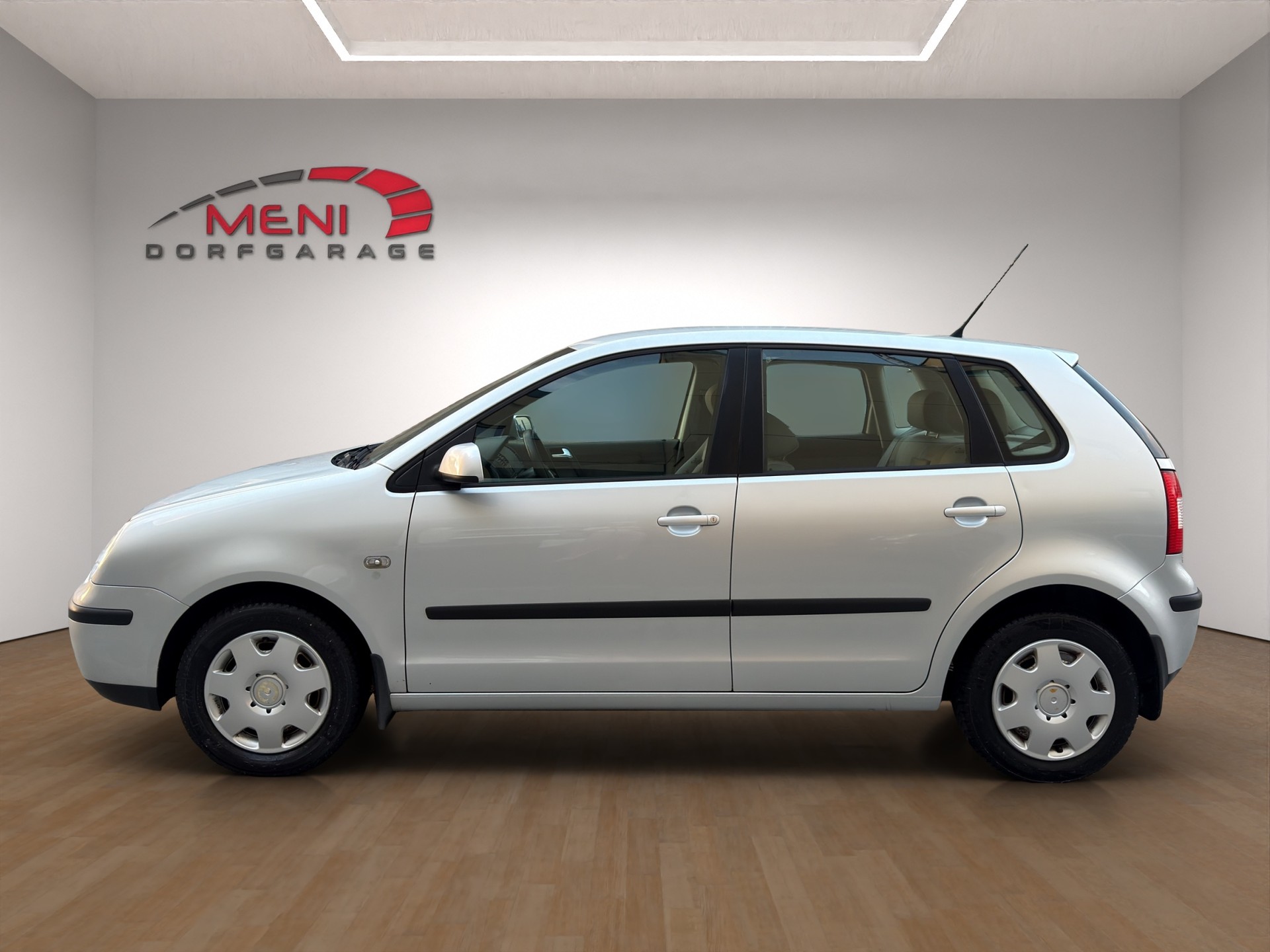 VW Polo 1.4 16V Highline-image-3