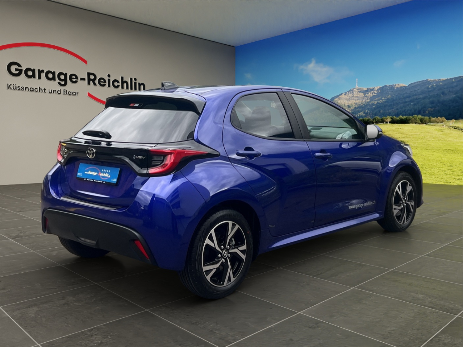 TOYOTA Yaris 1.5 VVT-i HSD Trend-image-4