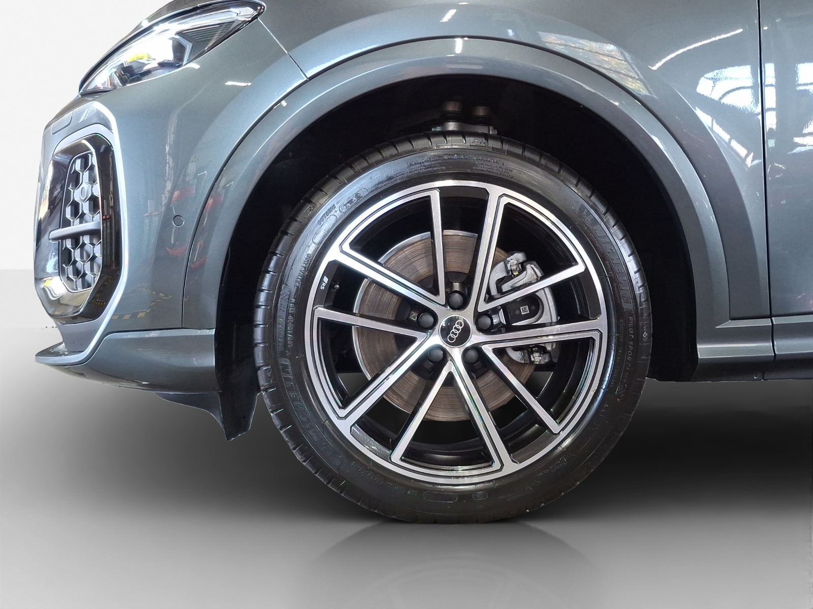 AUDI Q5 TDI quattro 150 kW S-tronic-image-14