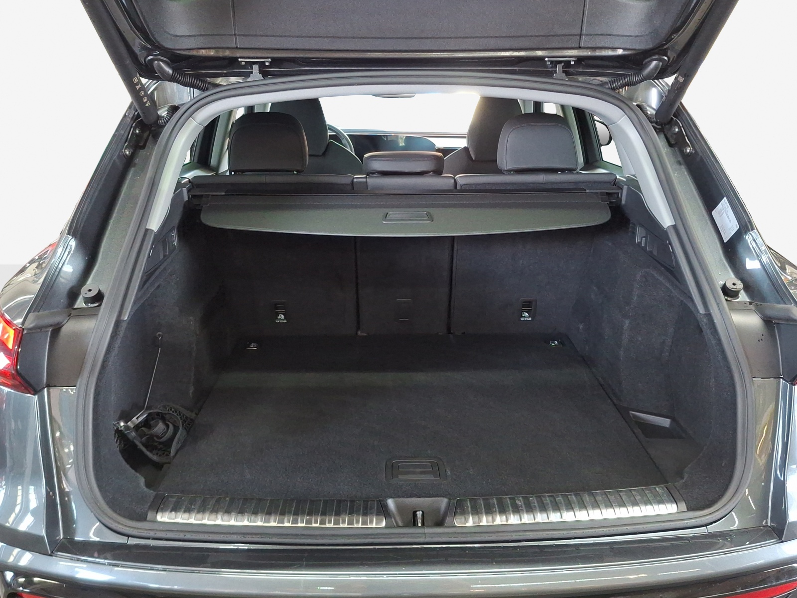 AUDI Q5 TDI quattro 150 kW S-tronic-image-12