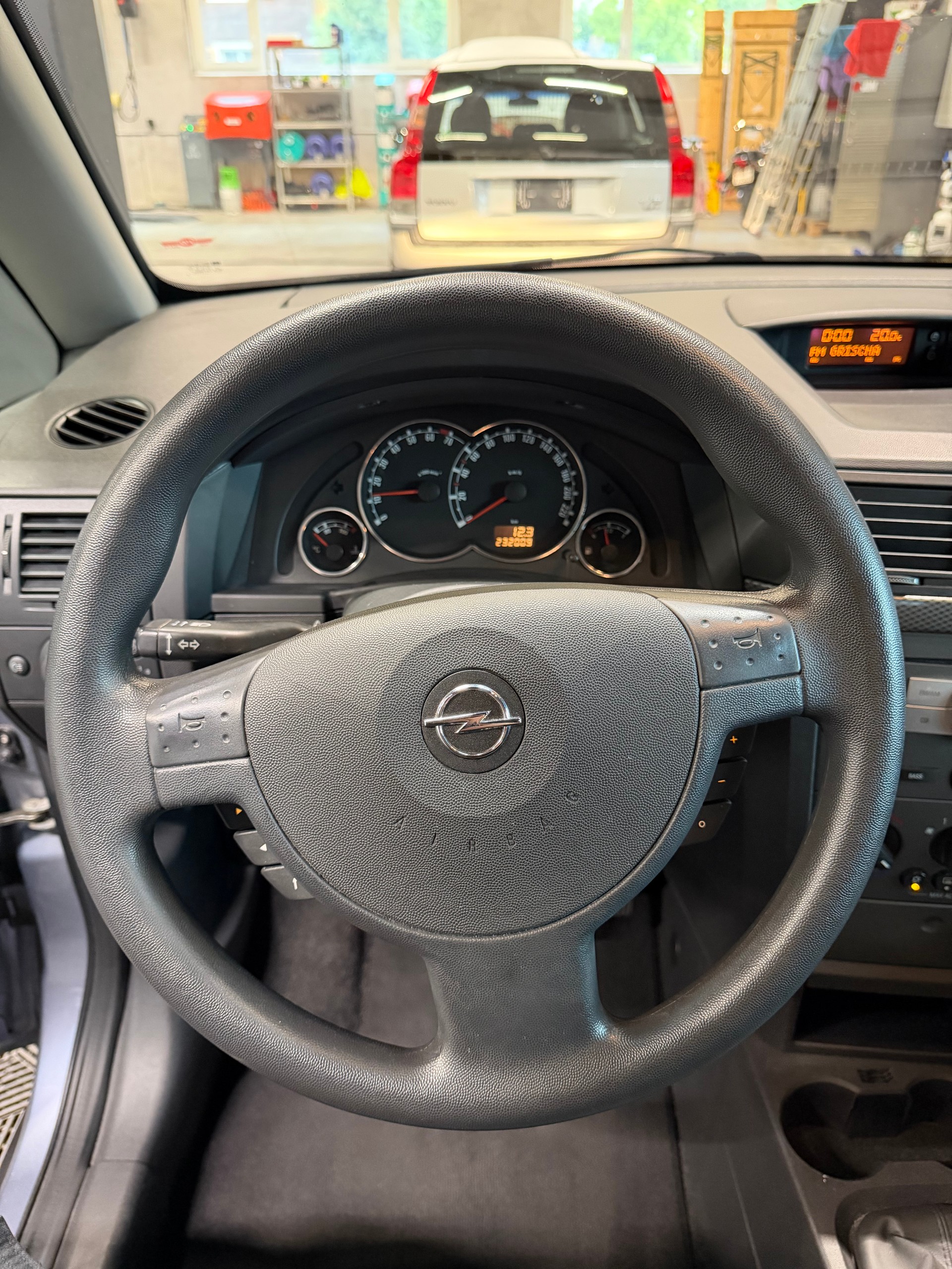 OPEL Meriva 1.8i 16V Enjoy-image-10