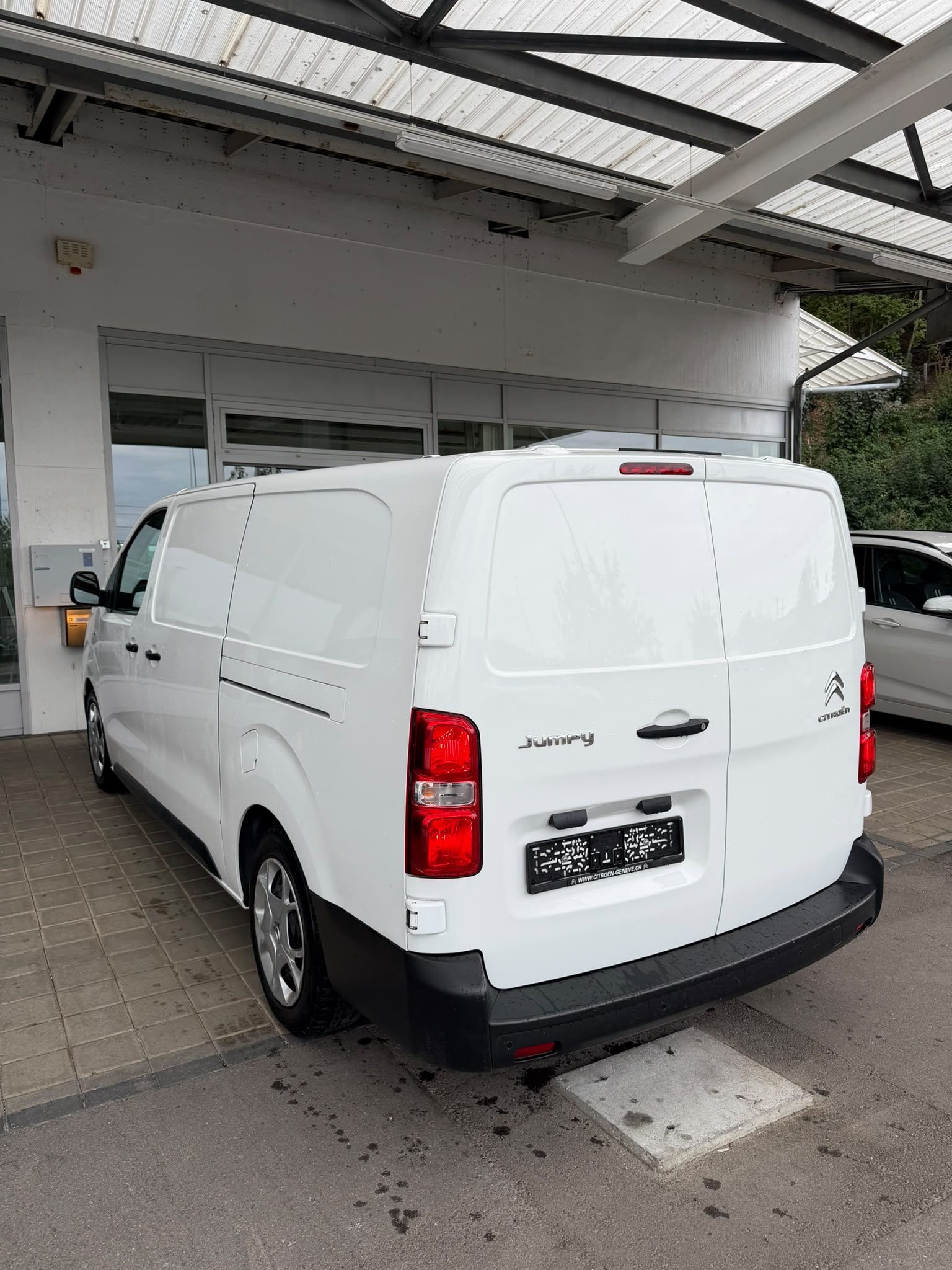 CITROEN Jumpy 2.0 BlueHDi 180 S&S XL Komfort EAT6-image-3