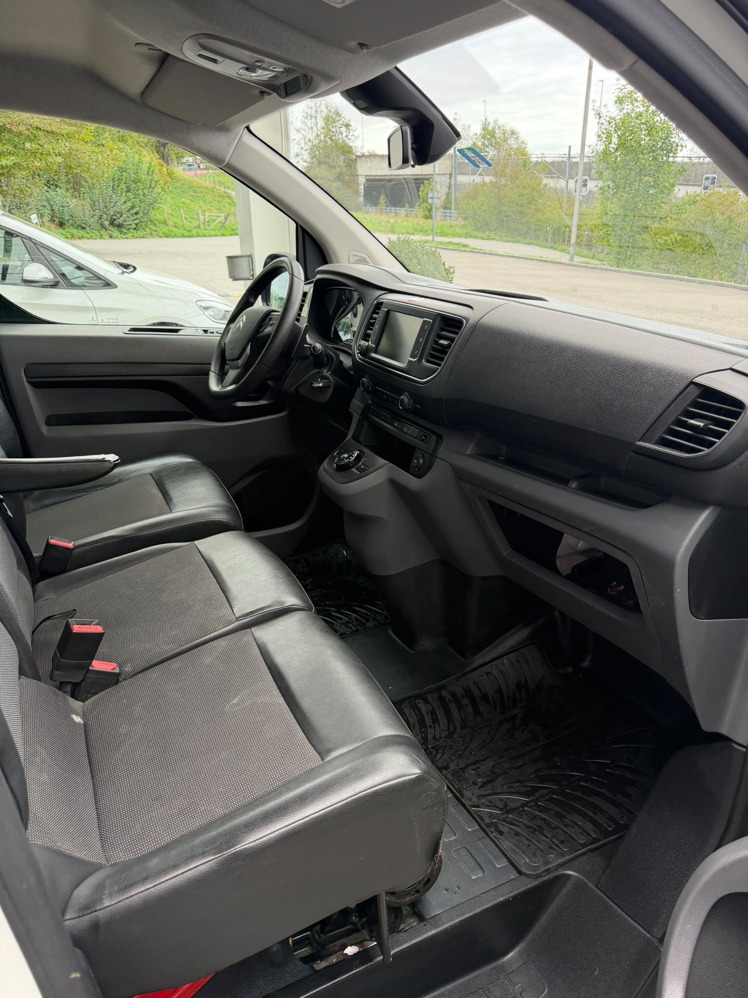 CITROEN Jumpy 2.0 BlueHDi 180 S&S XL Komfort EAT6-image-7