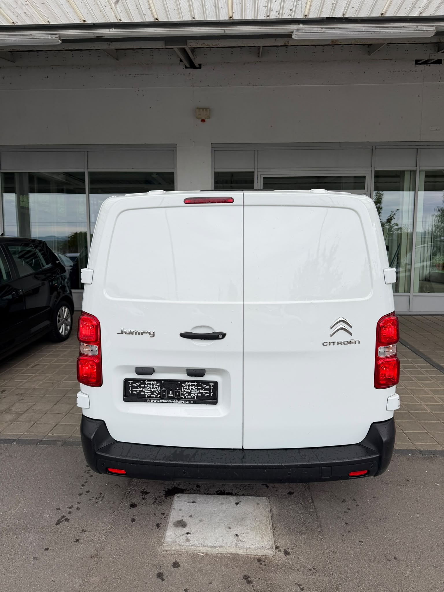 CITROEN Jumpy 2.0 BlueHDi 180 S&S XL Komfort EAT6-image-4