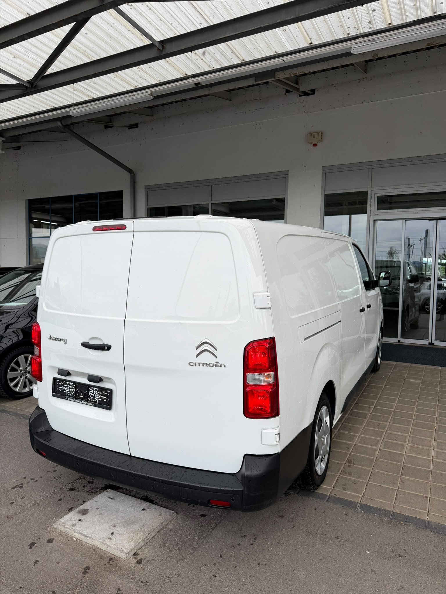CITROEN Jumpy 2.0 BlueHDi 180 S&S XL Komfort EAT6-image-5