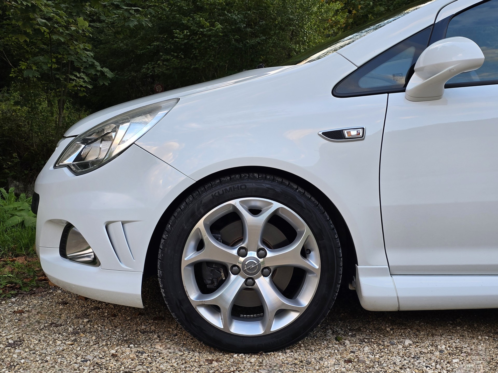 OPEL Corsa 1.6 Turbo OPC-image-11