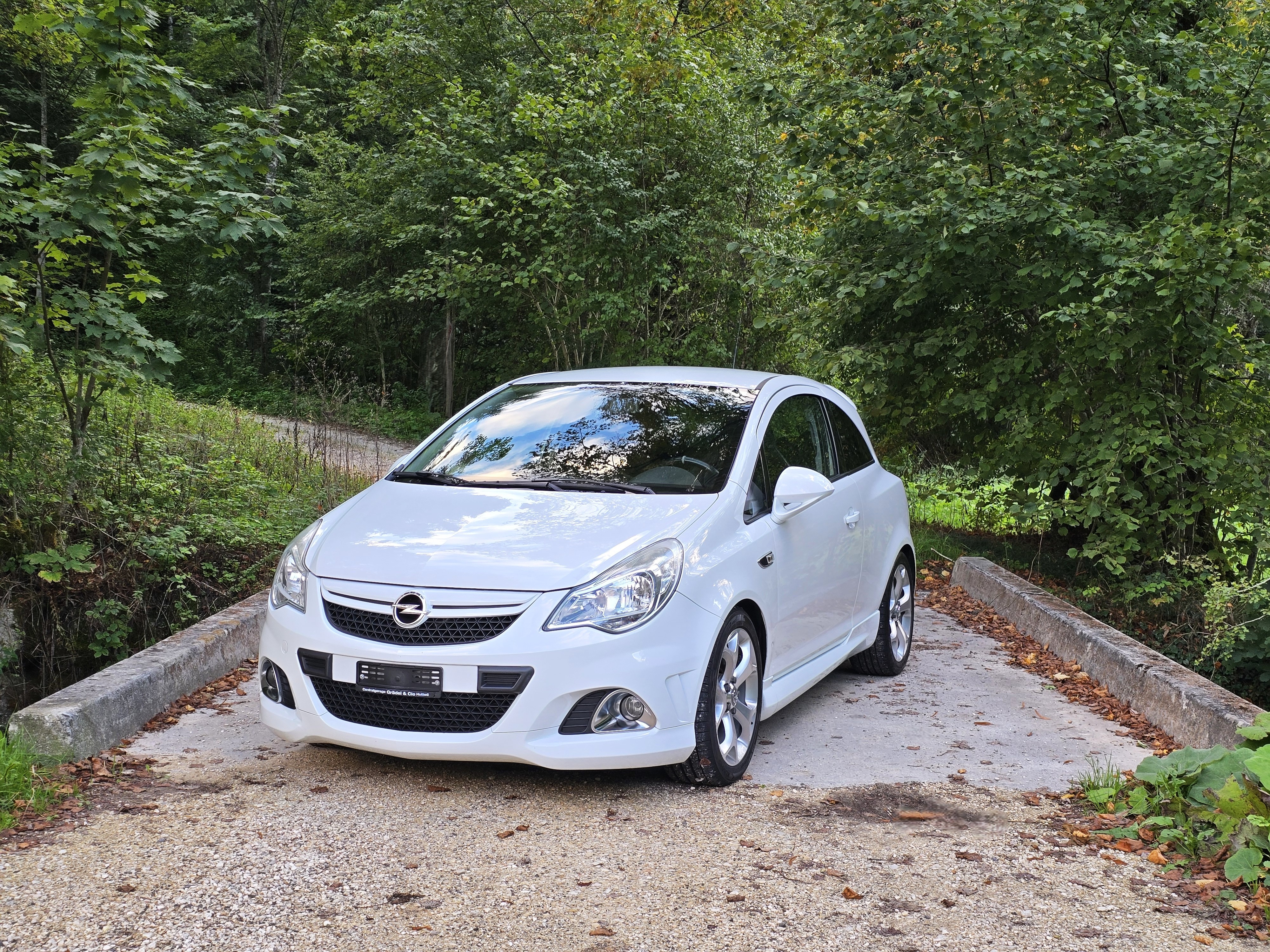 Car photo