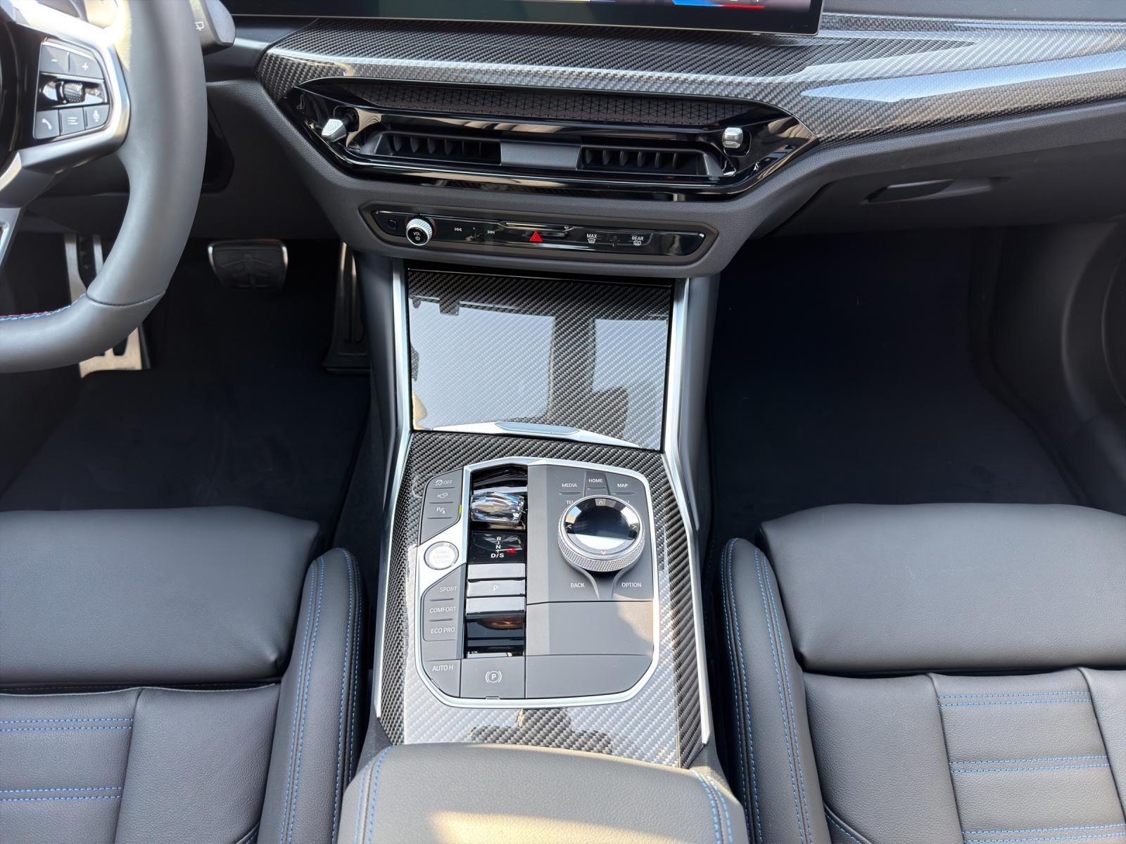 BMW M340d xDrive Touring M Sport Pro-image-12
