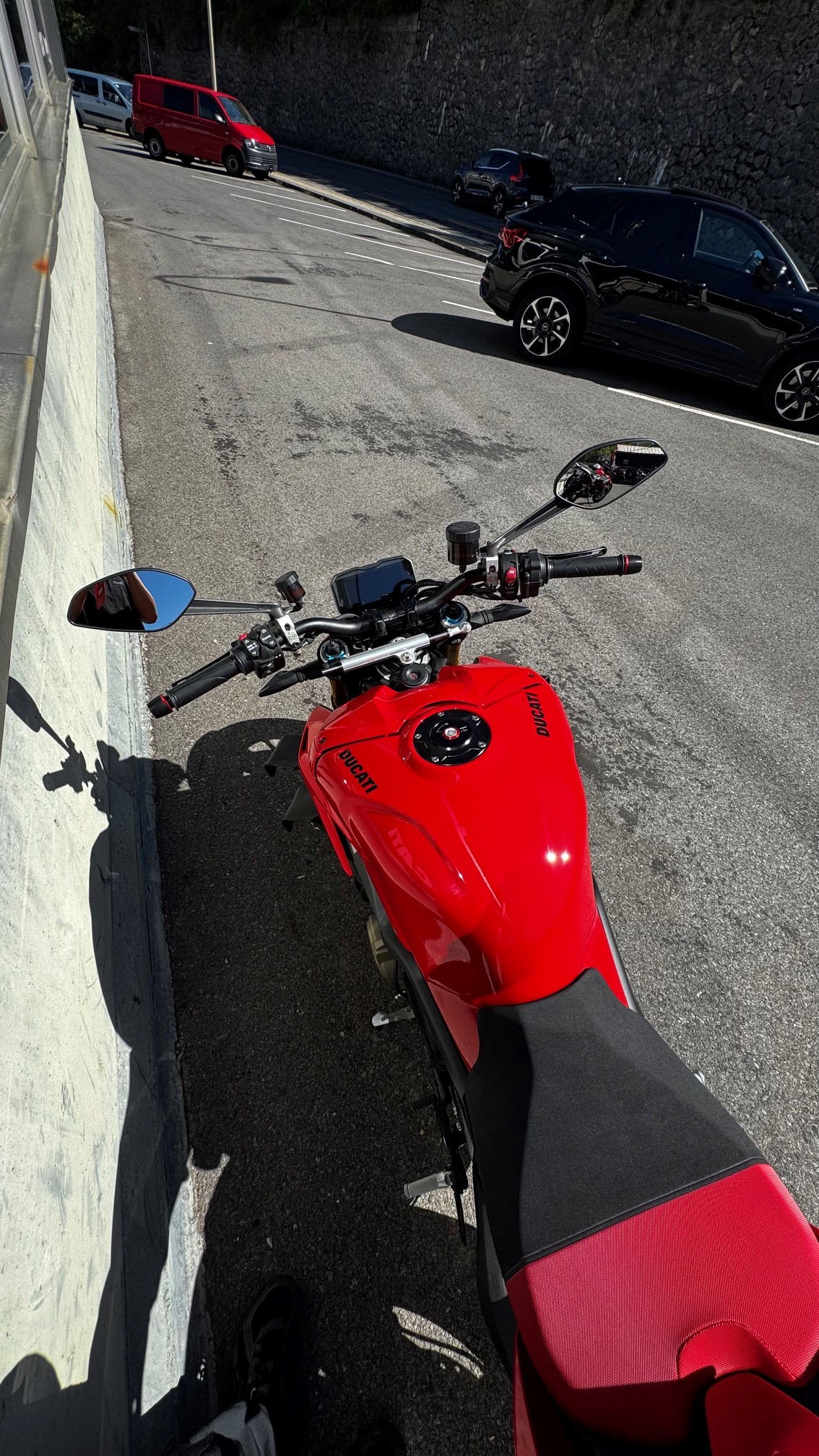DUCATI Streetfighter V4 S-showroom-element-3
