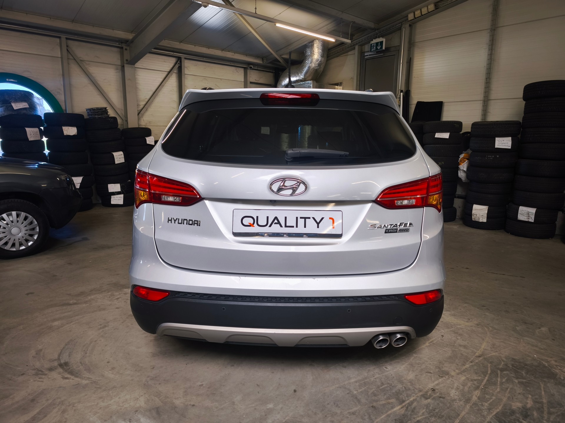 HYUNDAI Santa Fe 2.2 CRDI Vertex 4WD Automatic-image-3