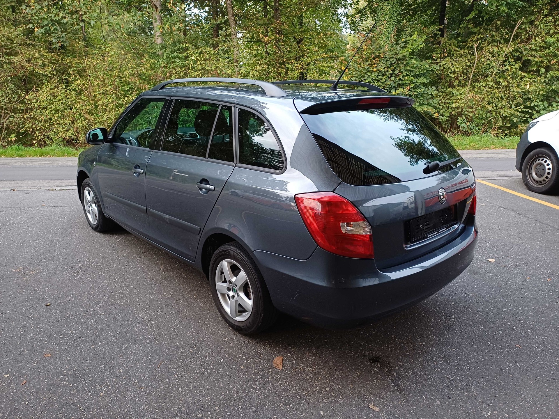 SKODA Fabia 1.6 Ambiente-image-1