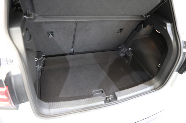 VW T-Cross 1.0 TSI R-LineDSG-image-11